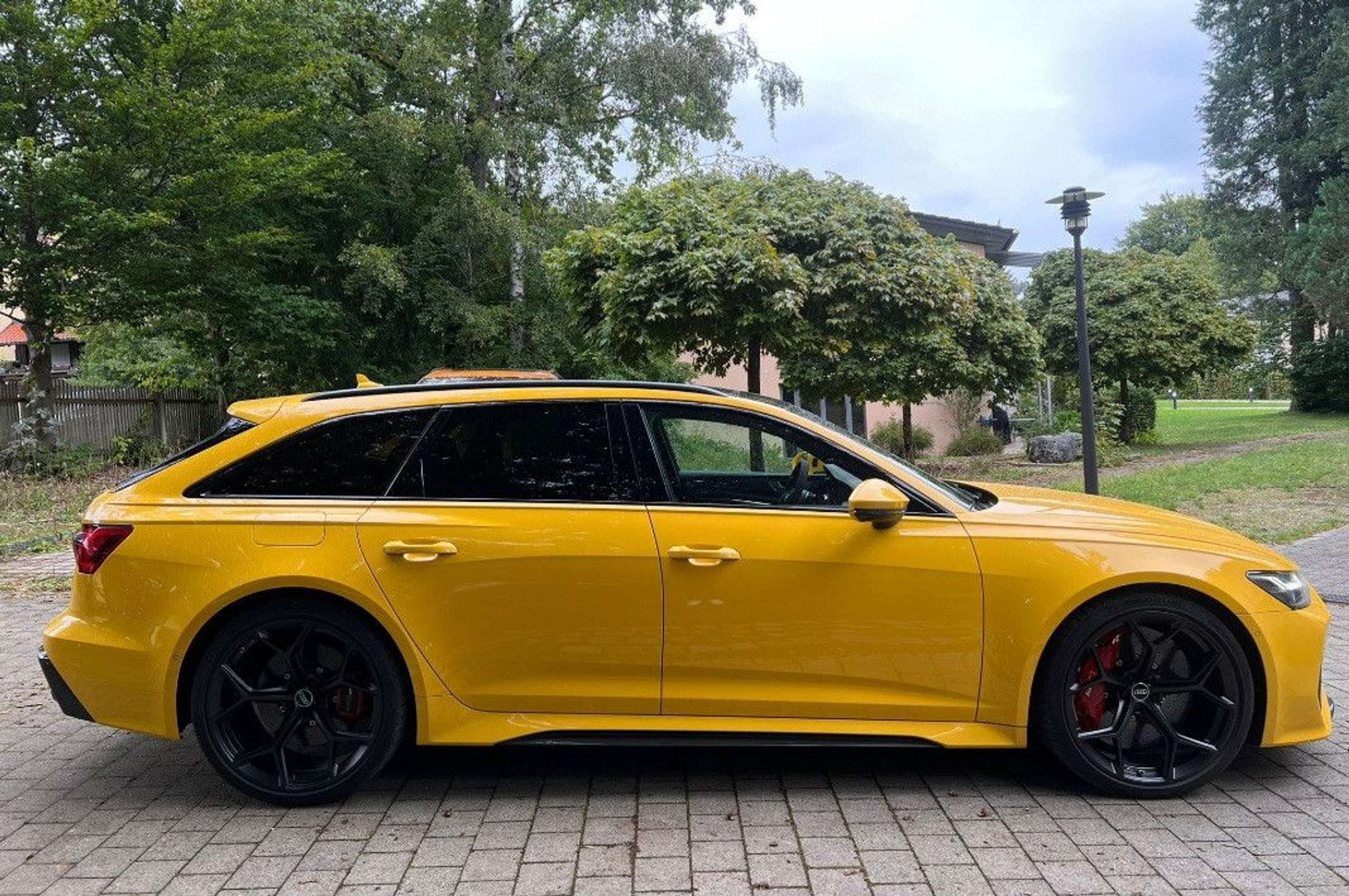 Audi - RS6