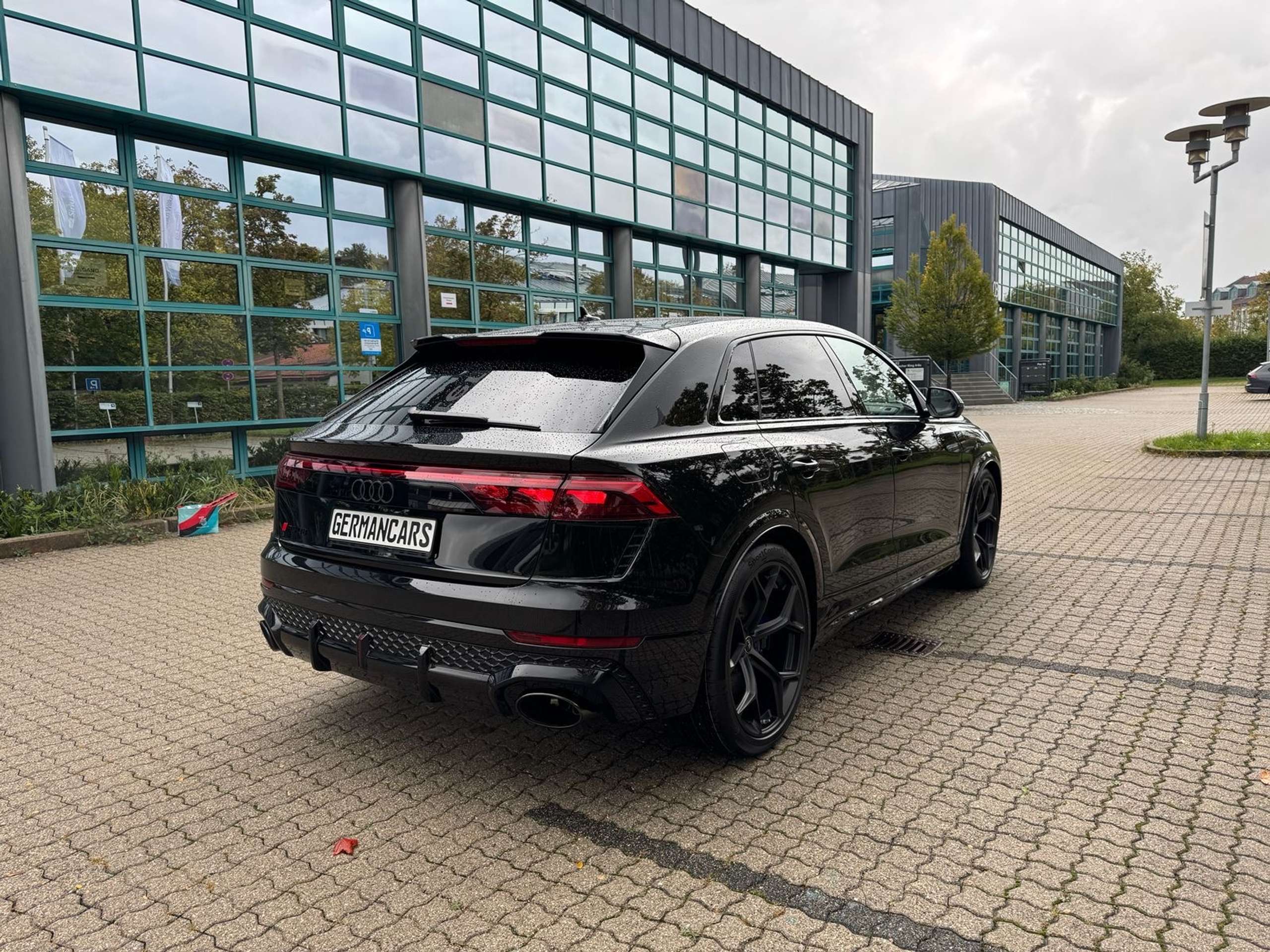 Audi - RS Q8