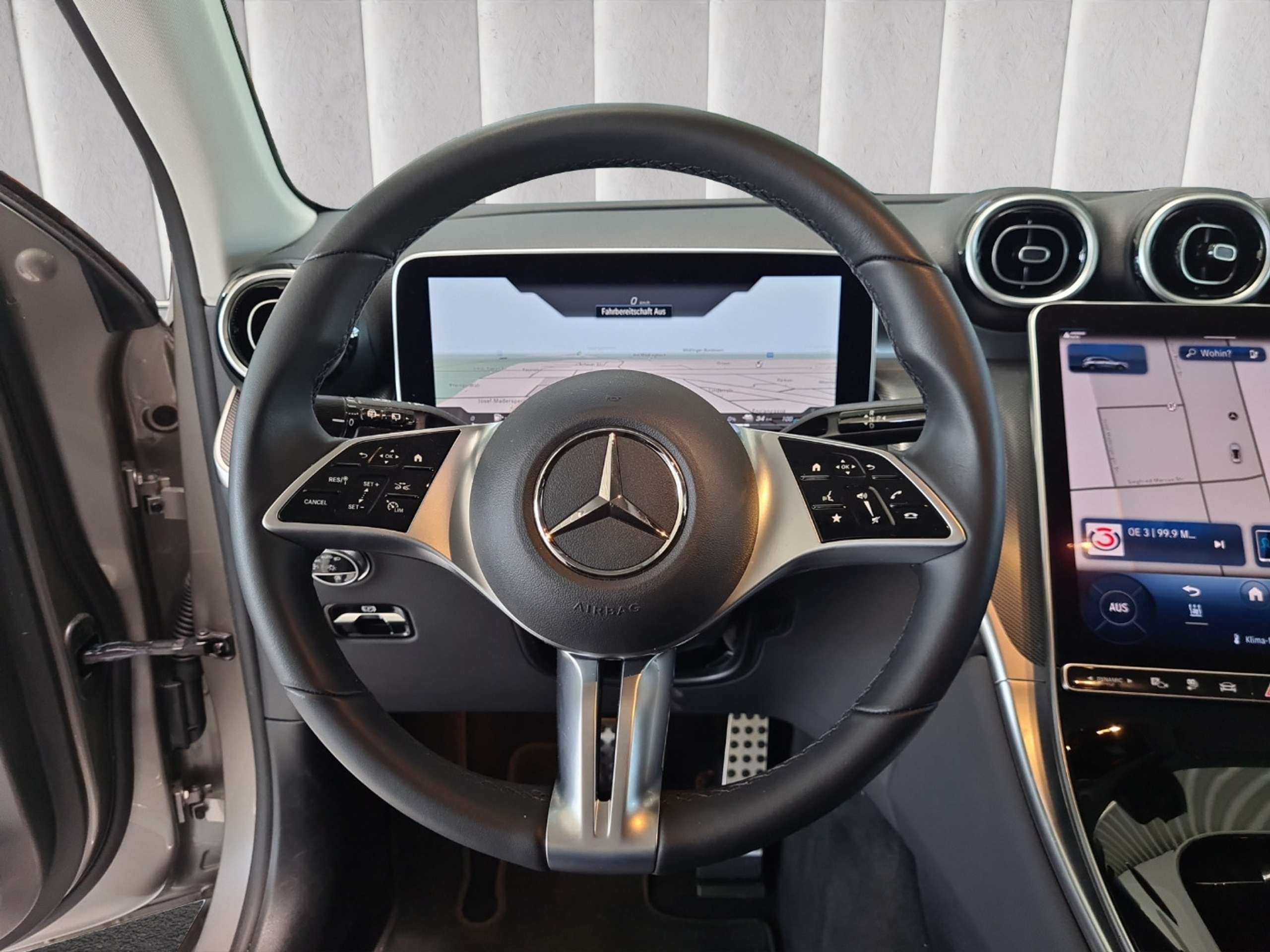 Mercedes-Benz - GLC 300