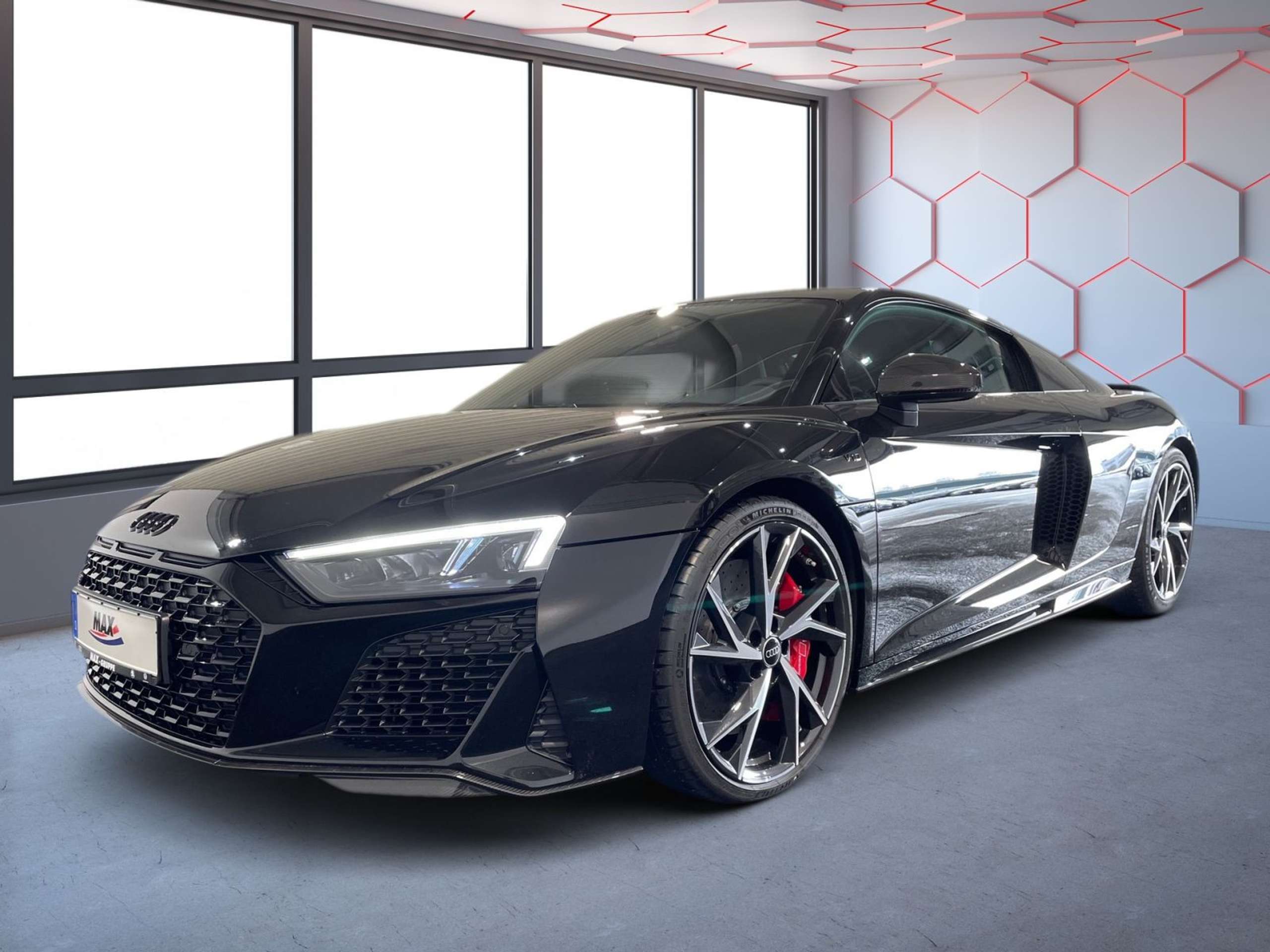 Audi - R8