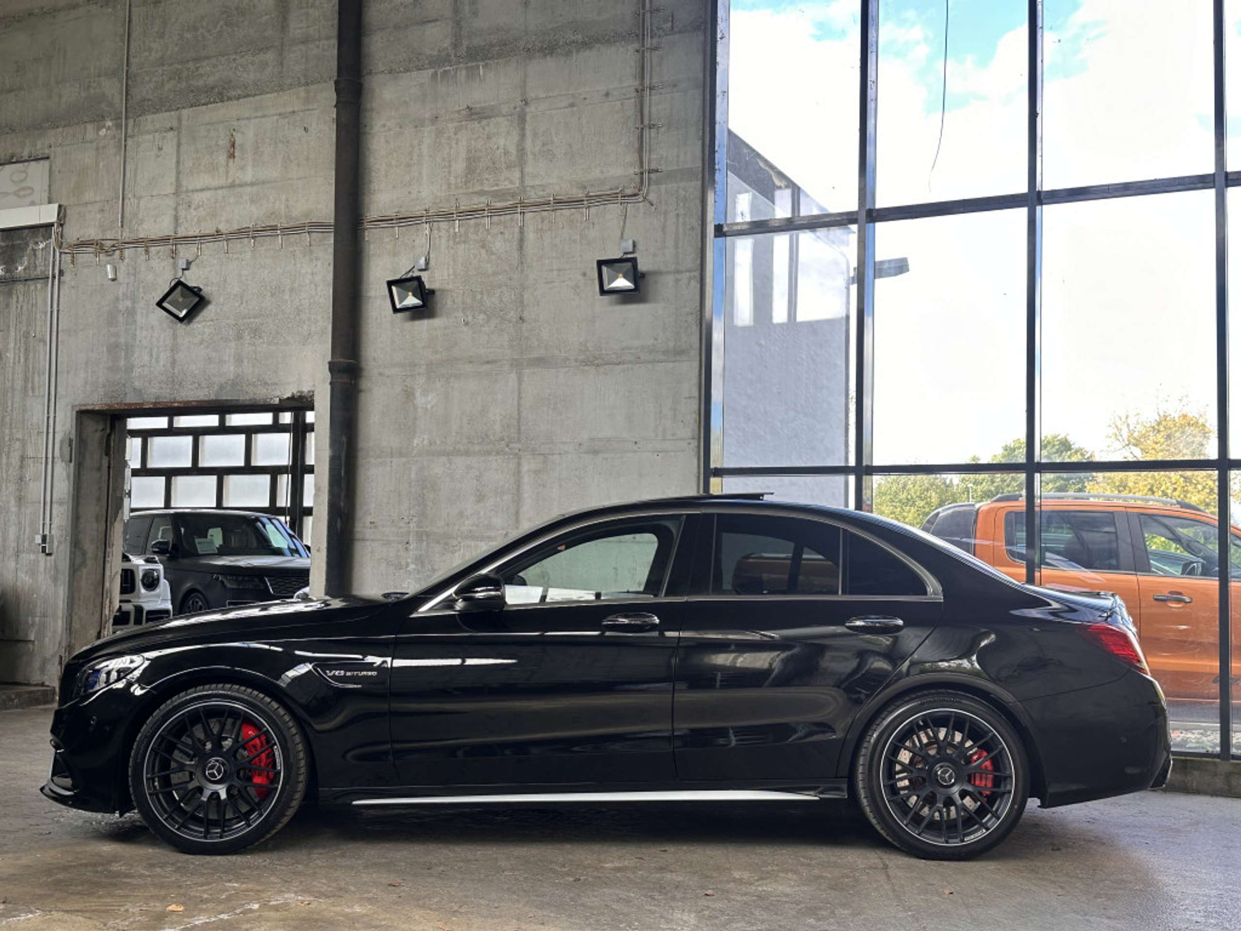 Mercedes-Benz - C 63 AMG