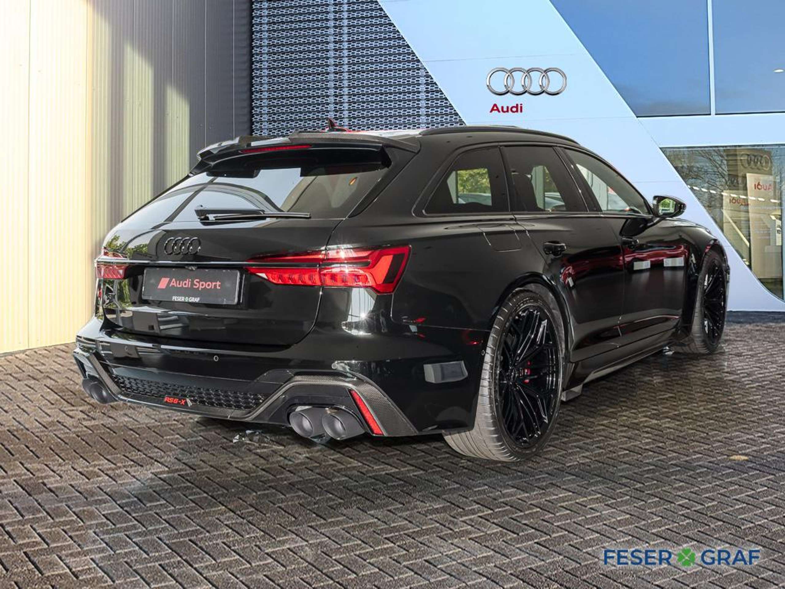 Audi - RS6