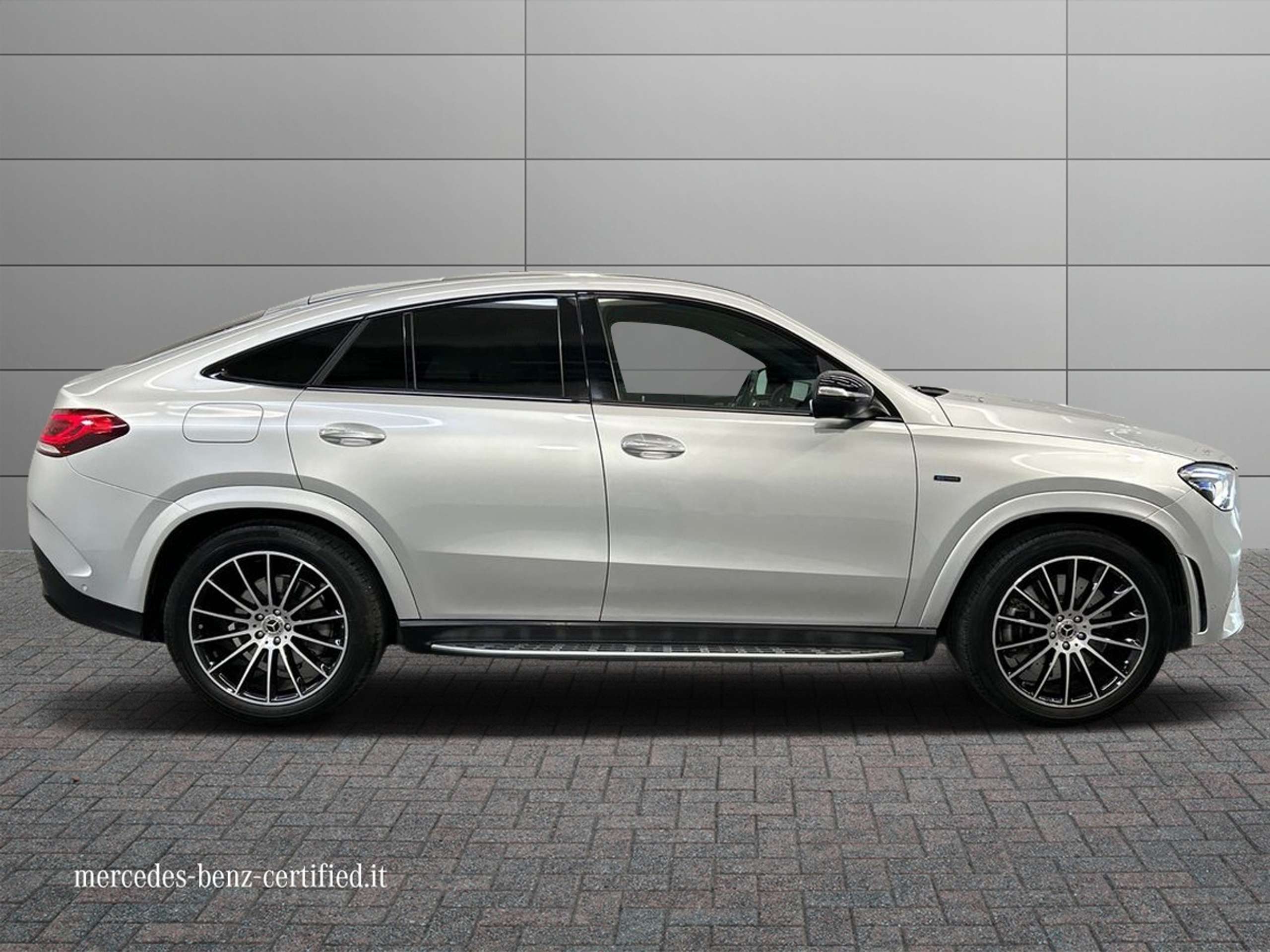 Mercedes-Benz - GLE 350