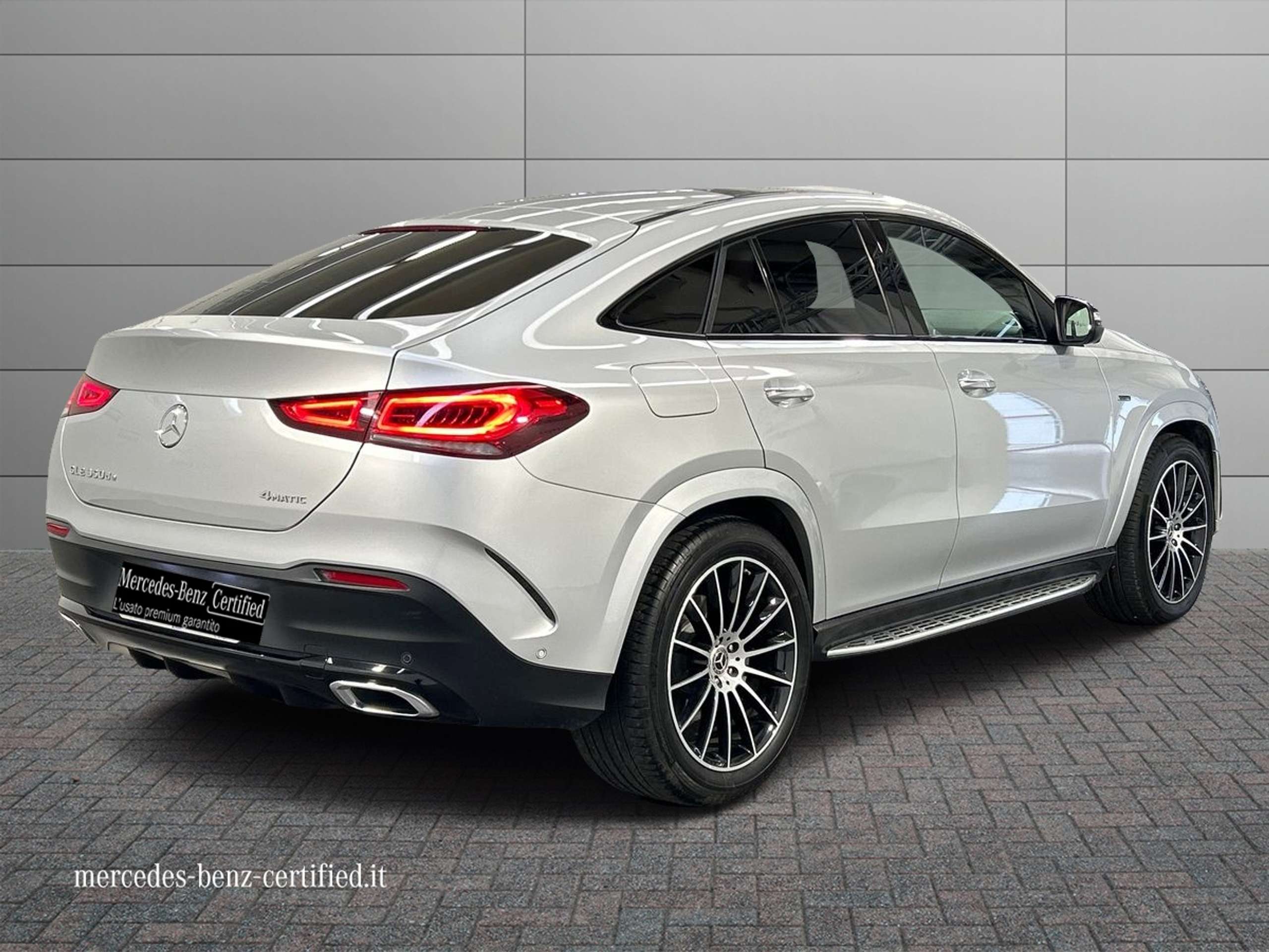 Mercedes-Benz - GLE 350