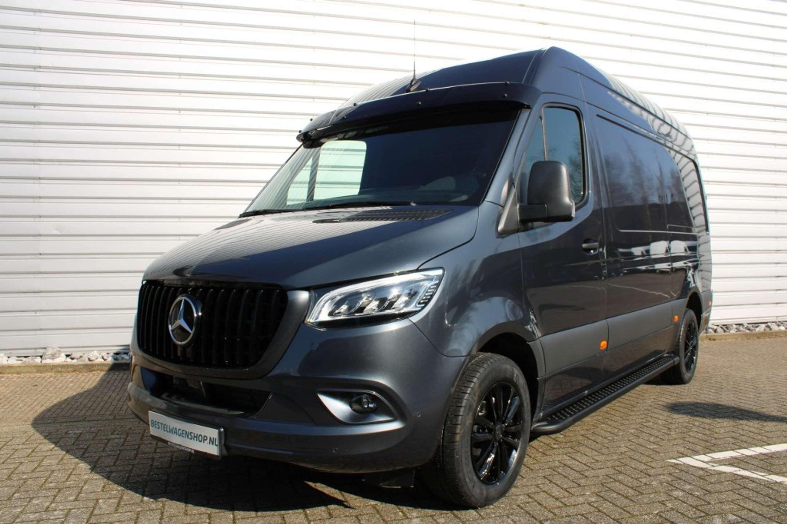 Mercedes-Benz - Sprinter