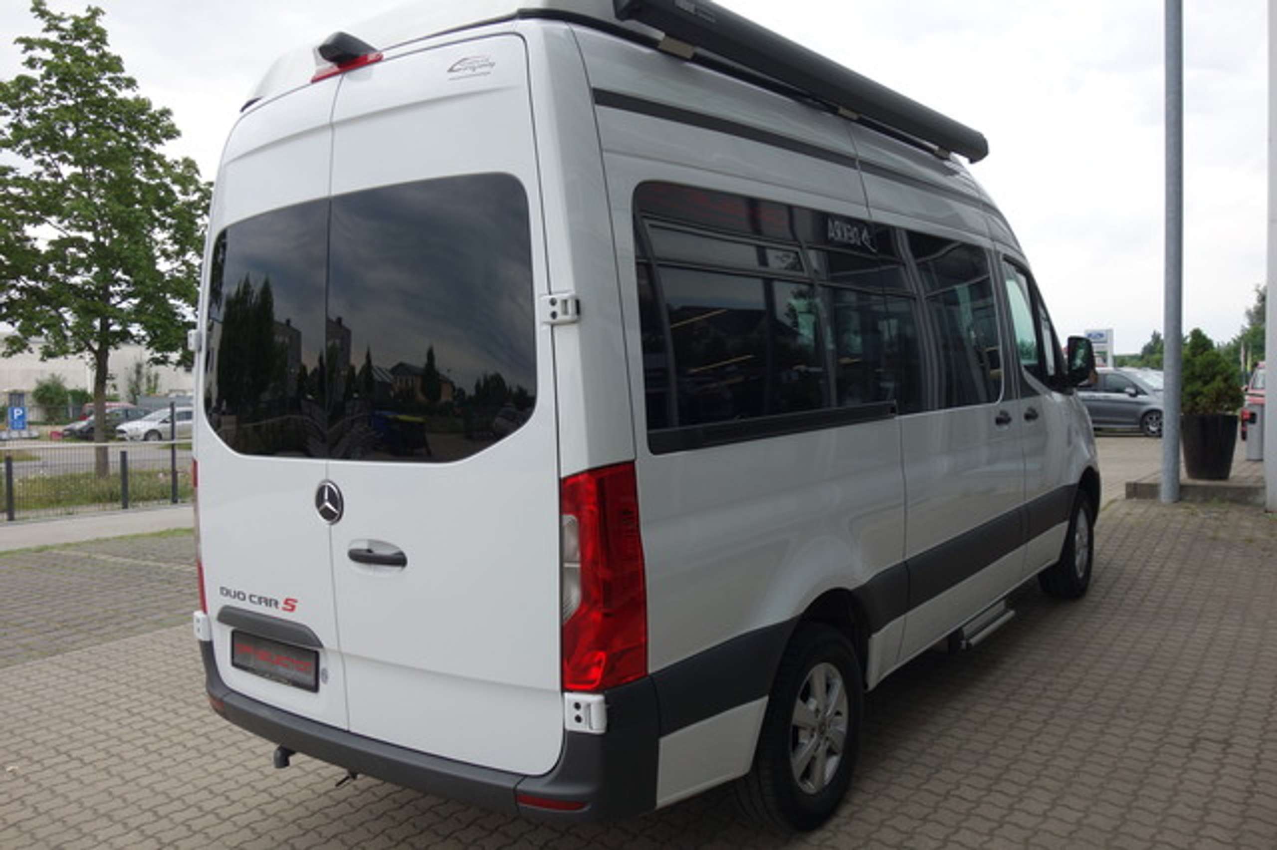 Mercedes-Benz - Sprinter