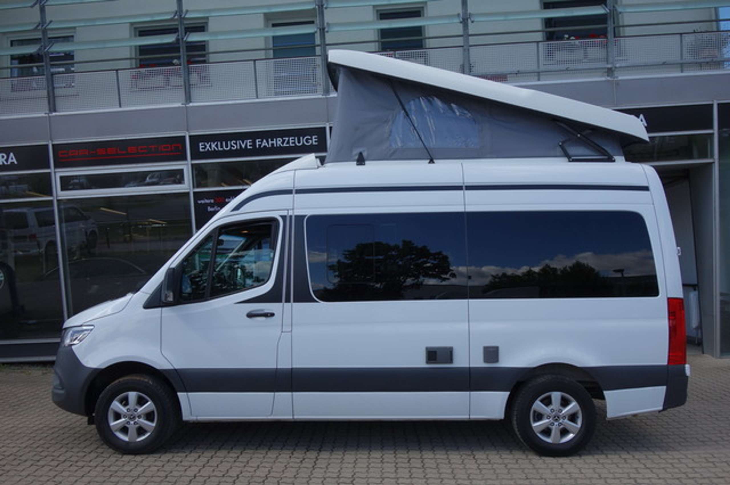 Mercedes-Benz - Sprinter