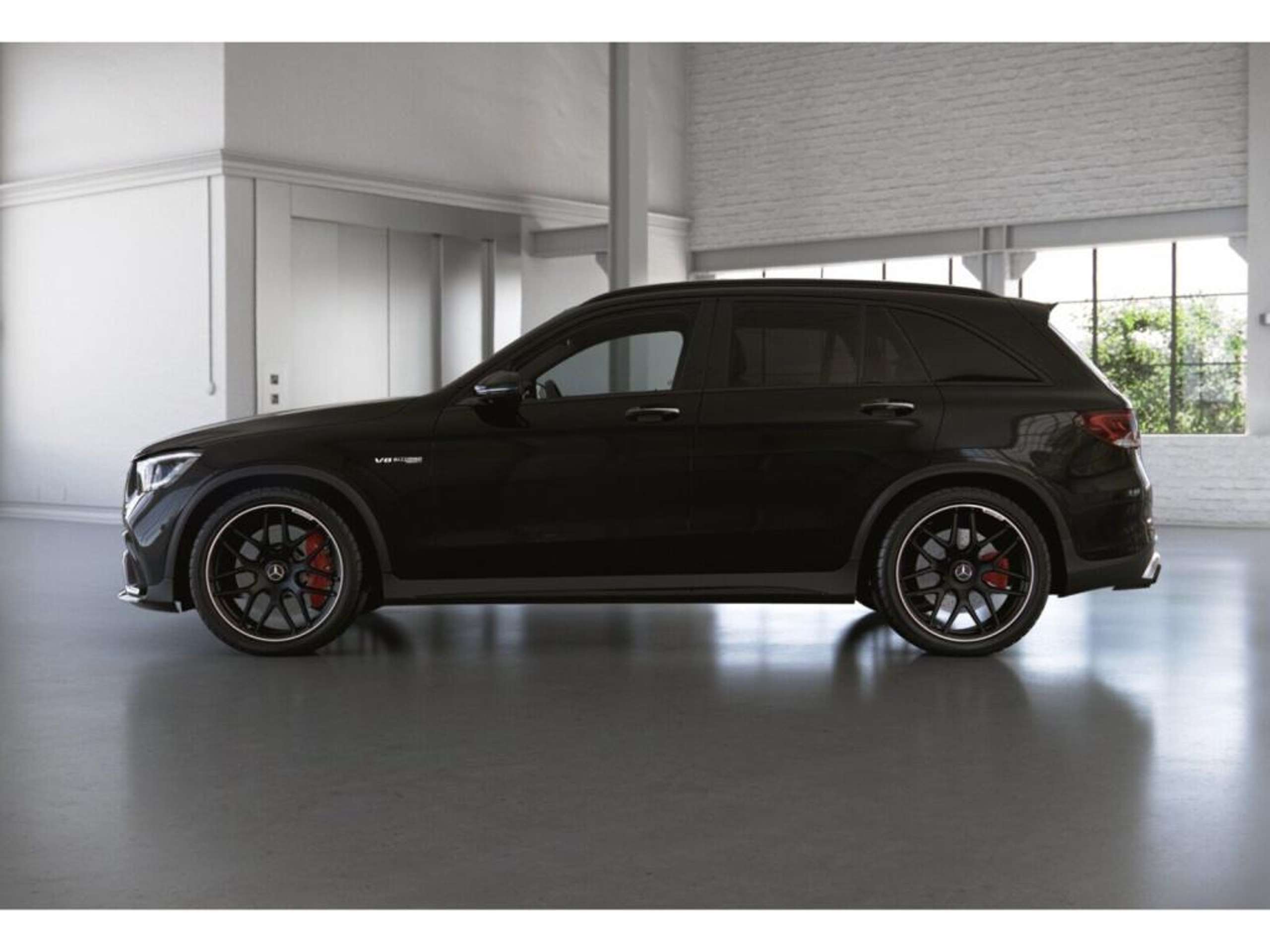 Mercedes-Benz - GLC 63 AMG