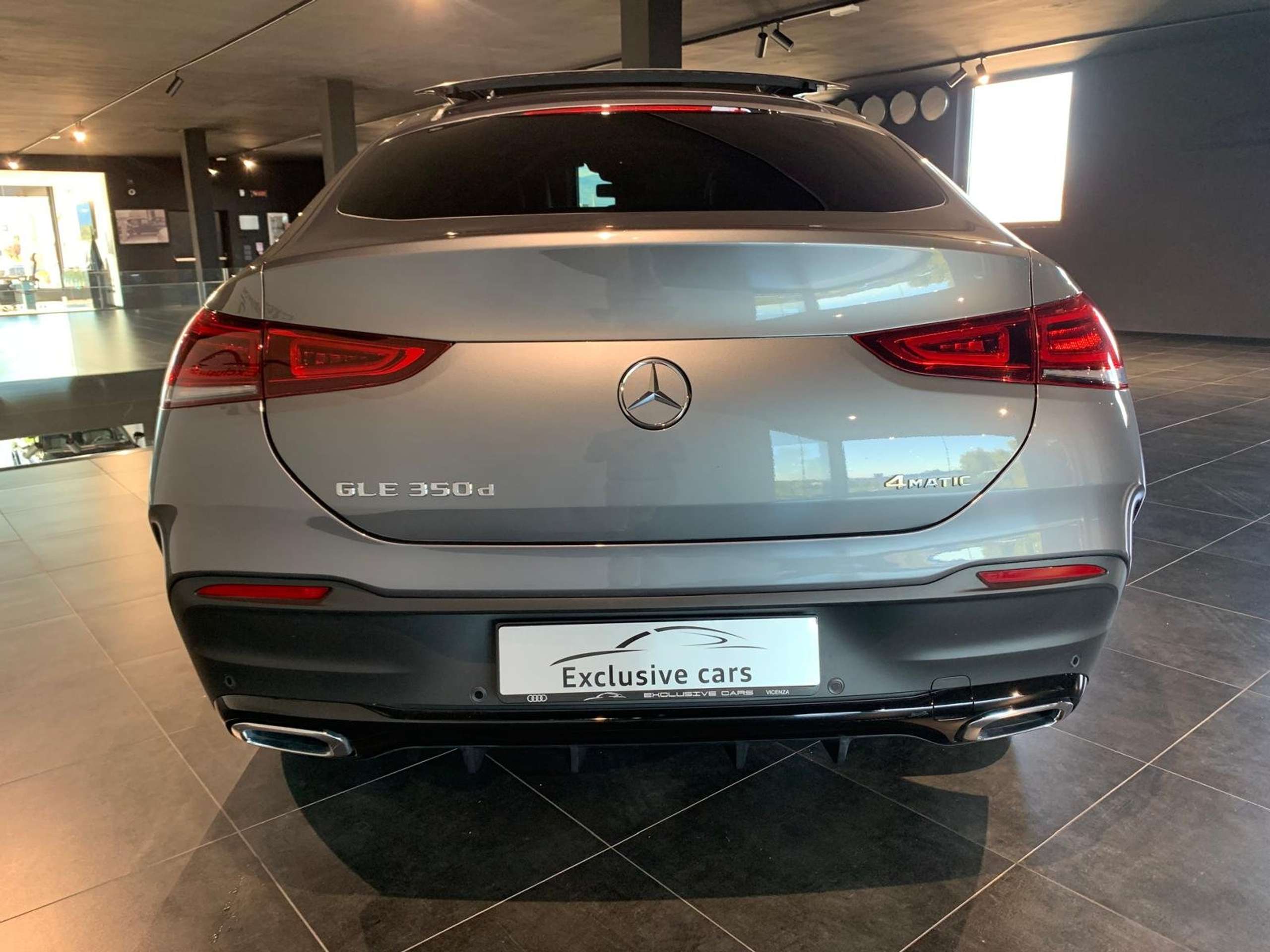 Mercedes-Benz - GLE 350