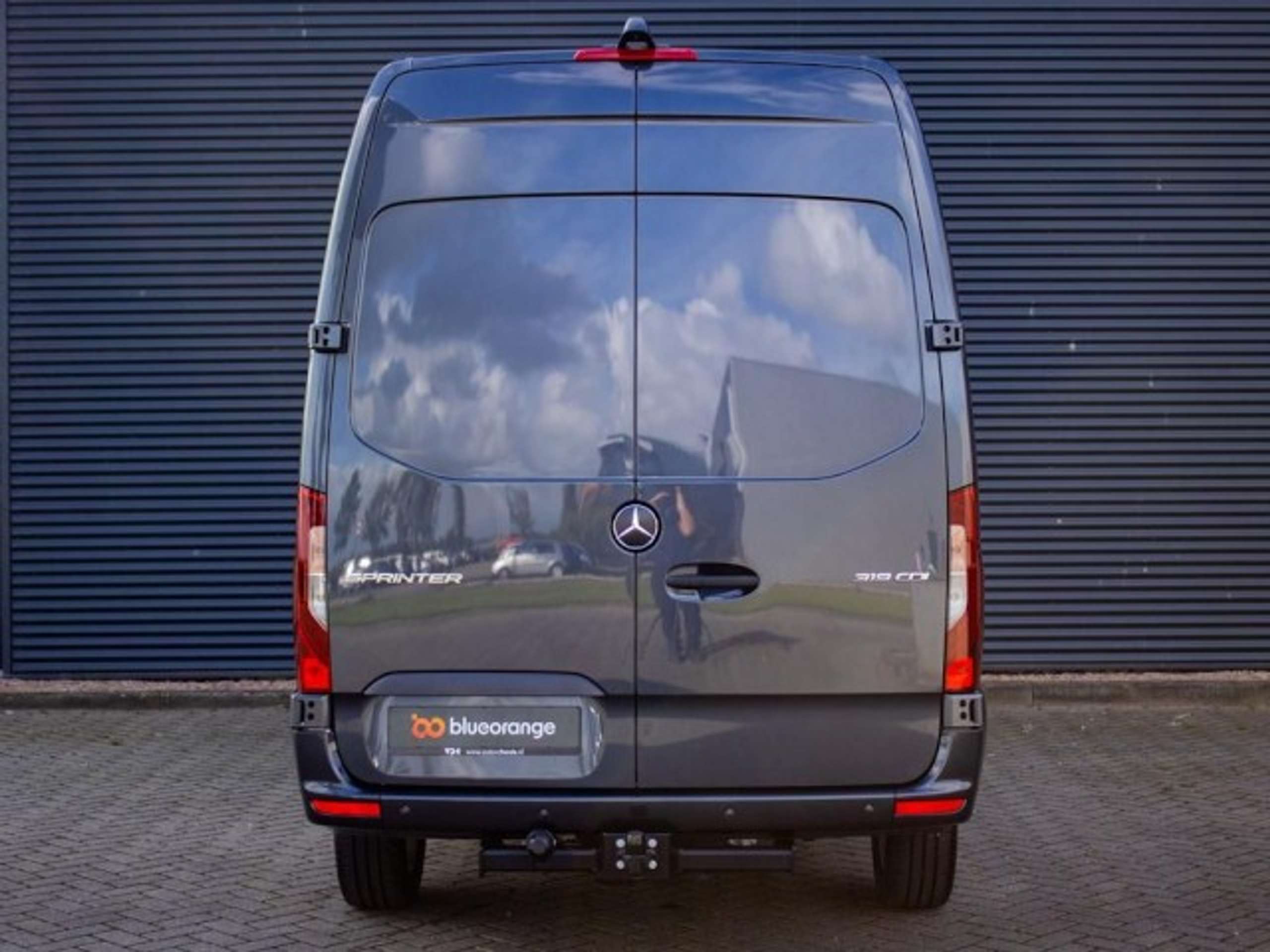 Mercedes-Benz - Sprinter