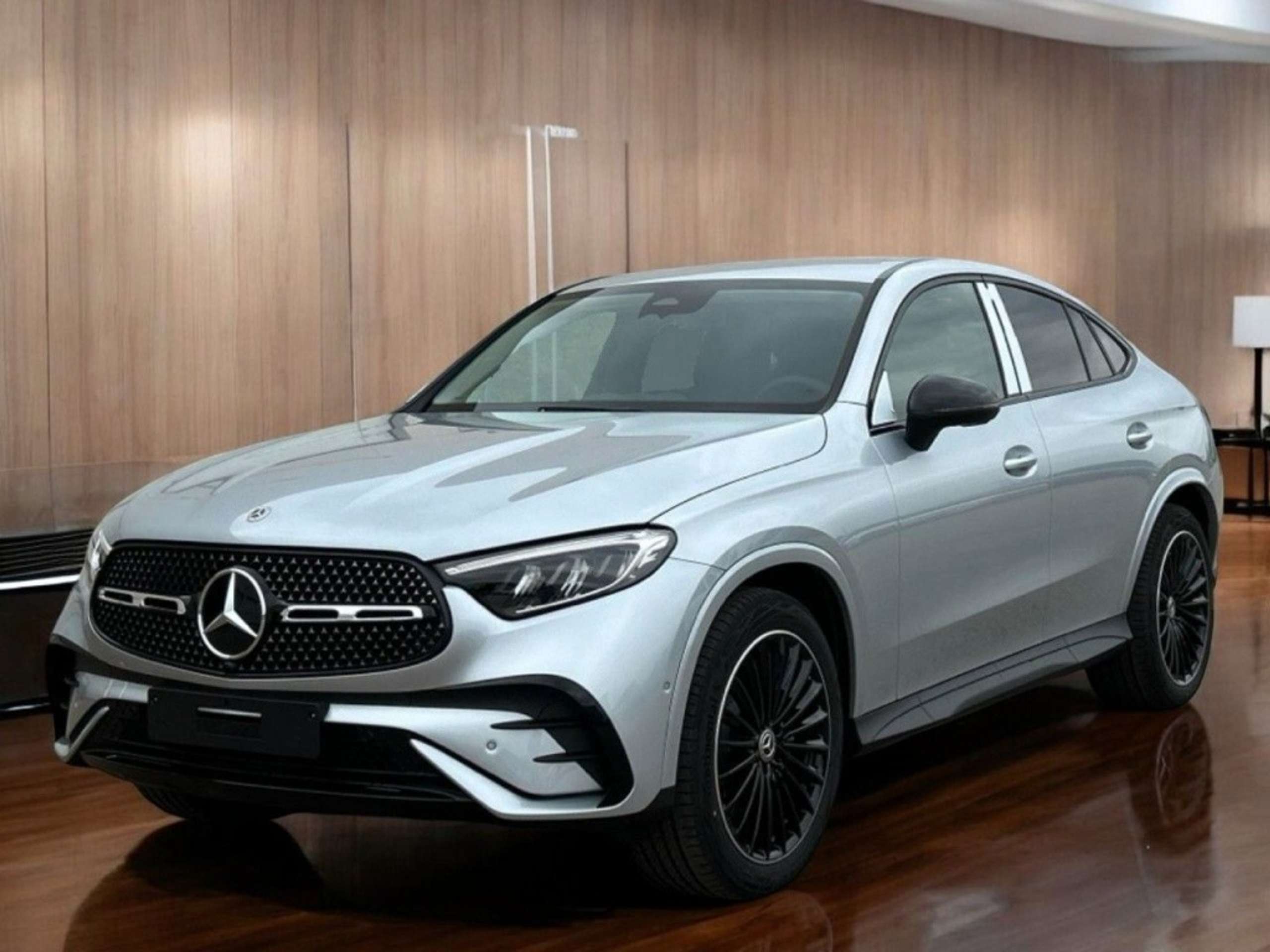 Mercedes-Benz - GLC 200