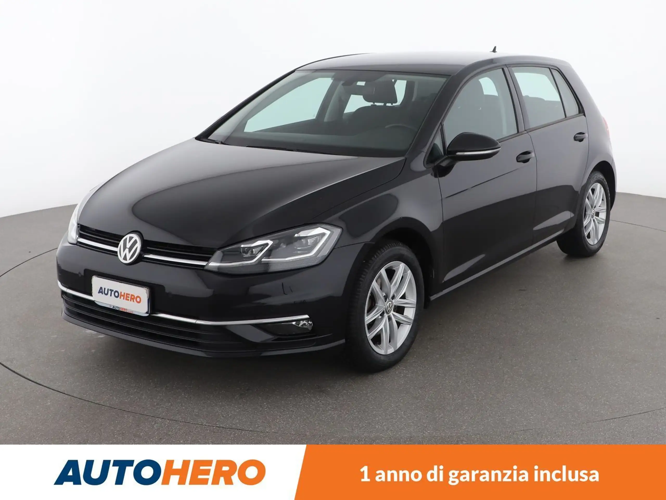 Volkswagen - Golf