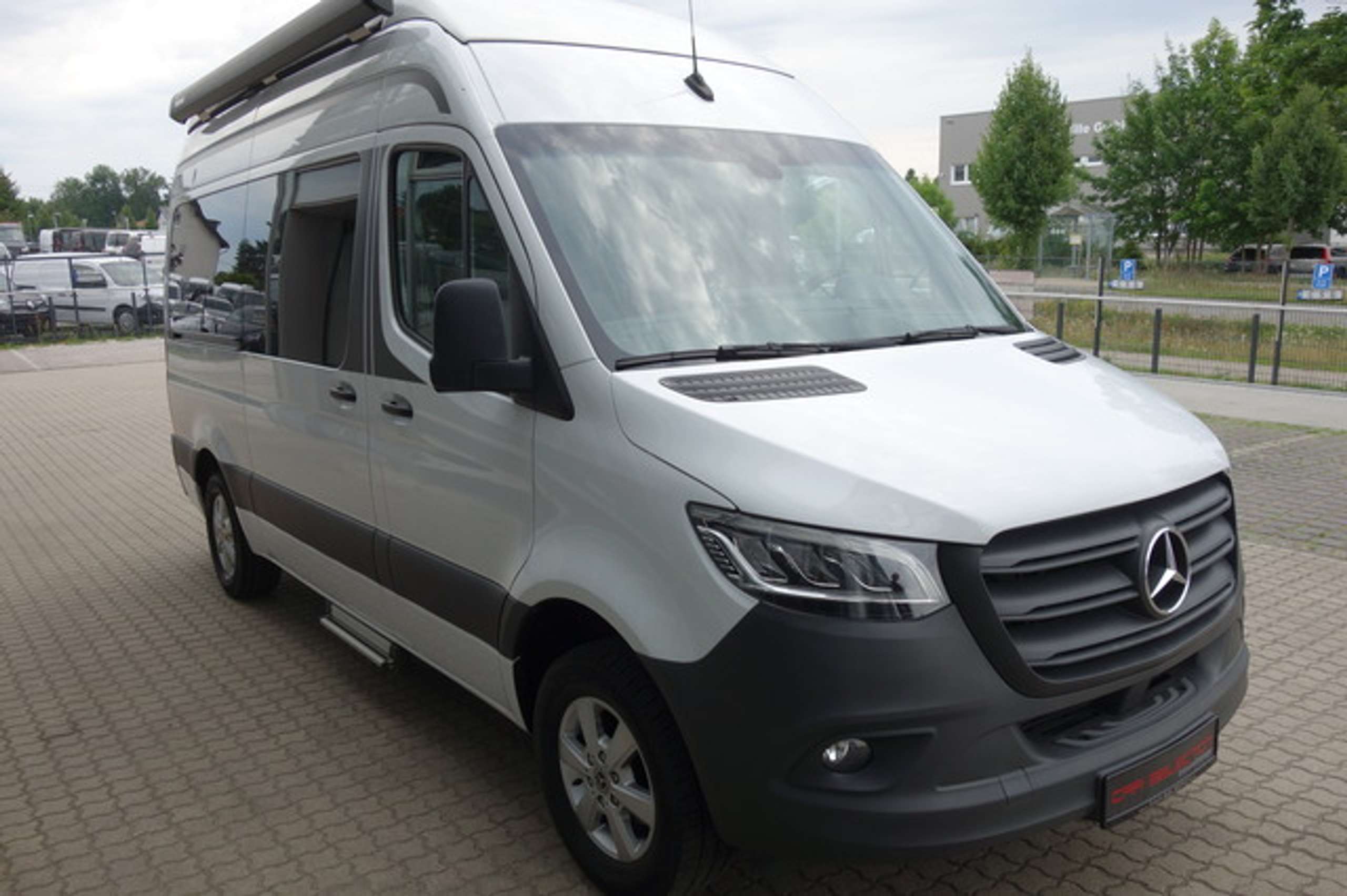 Mercedes-Benz - Sprinter