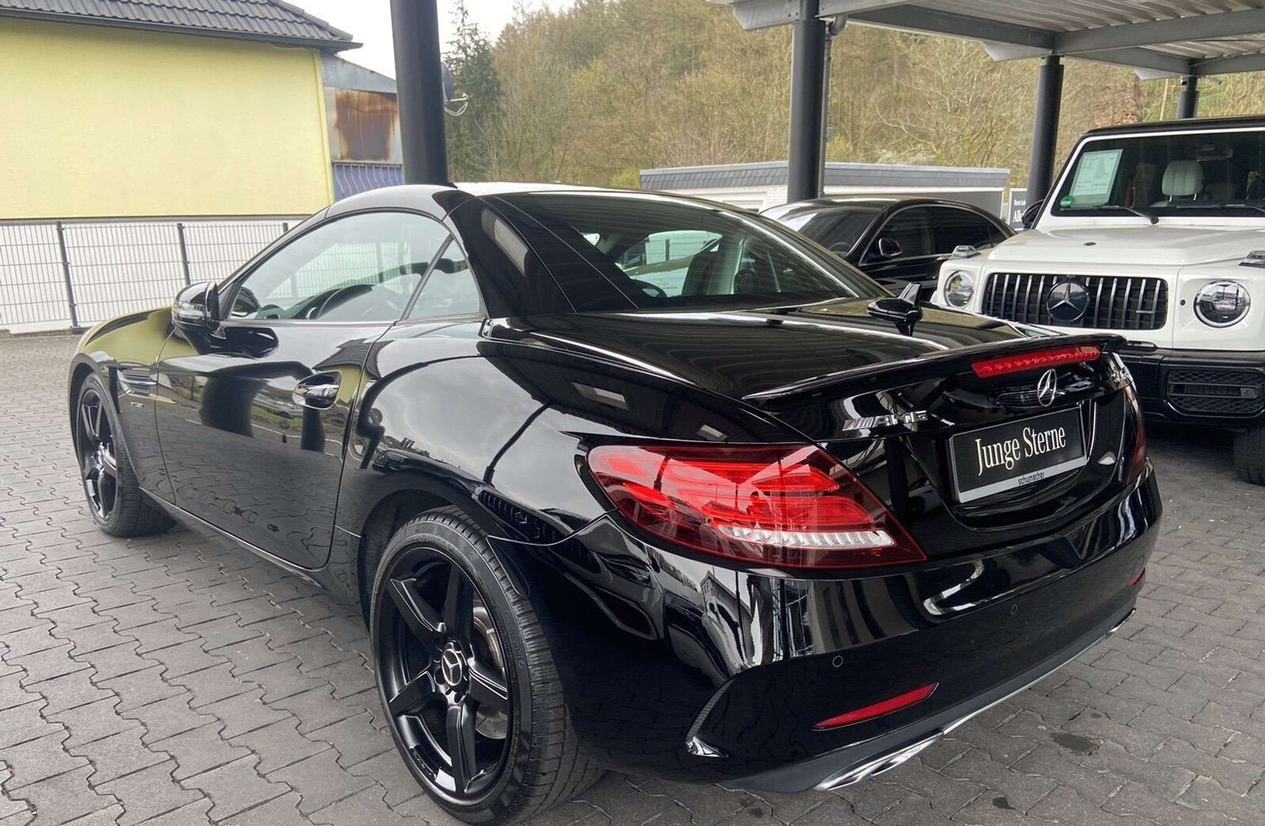 Mercedes-Benz - SLC 43 AMG