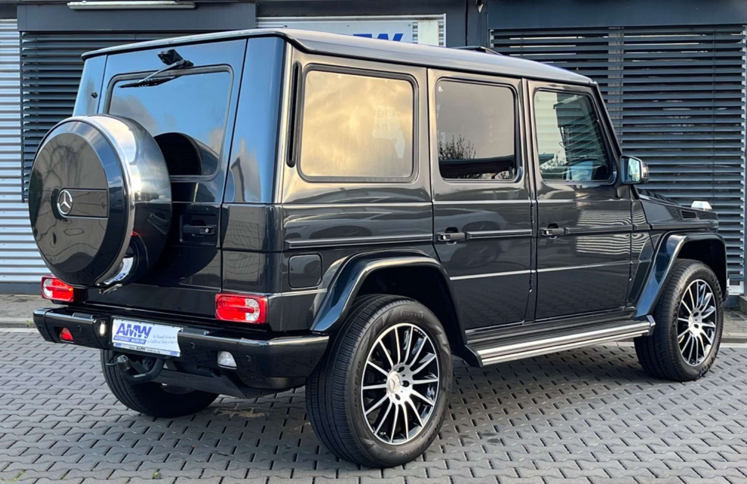 Mercedes-Benz - G 350