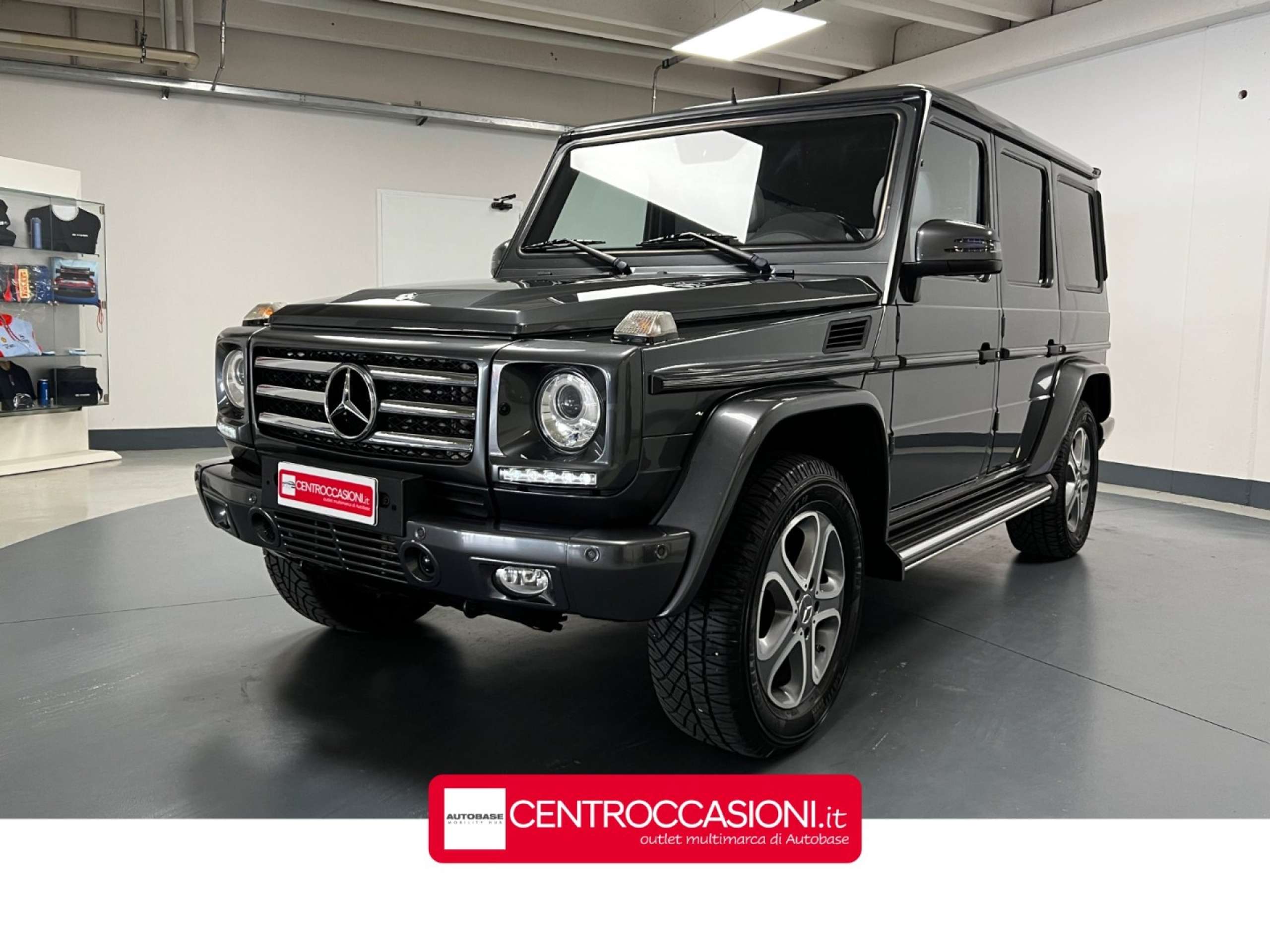 Mercedes-Benz - G 350