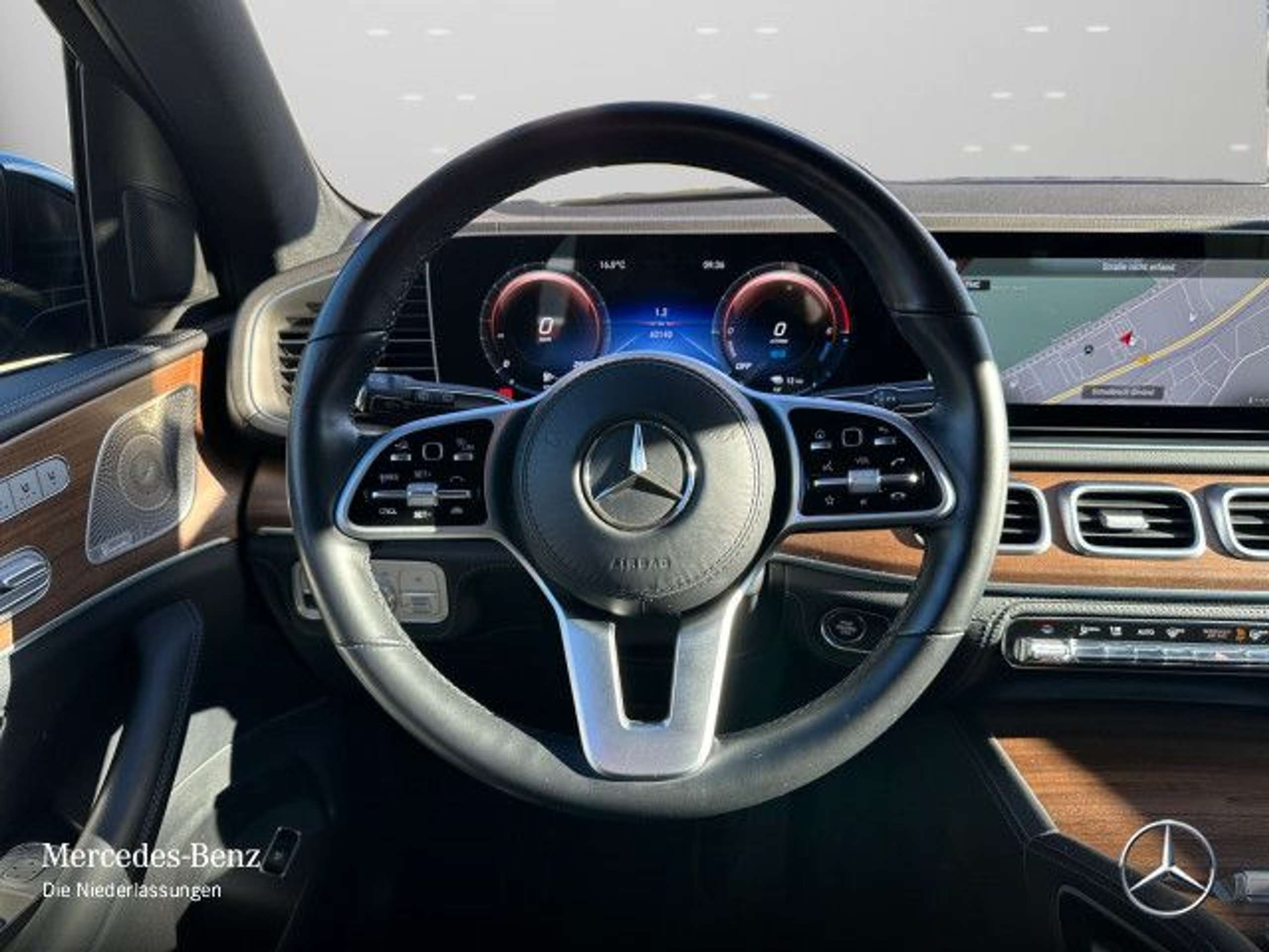 Mercedes-Benz - GLE 350