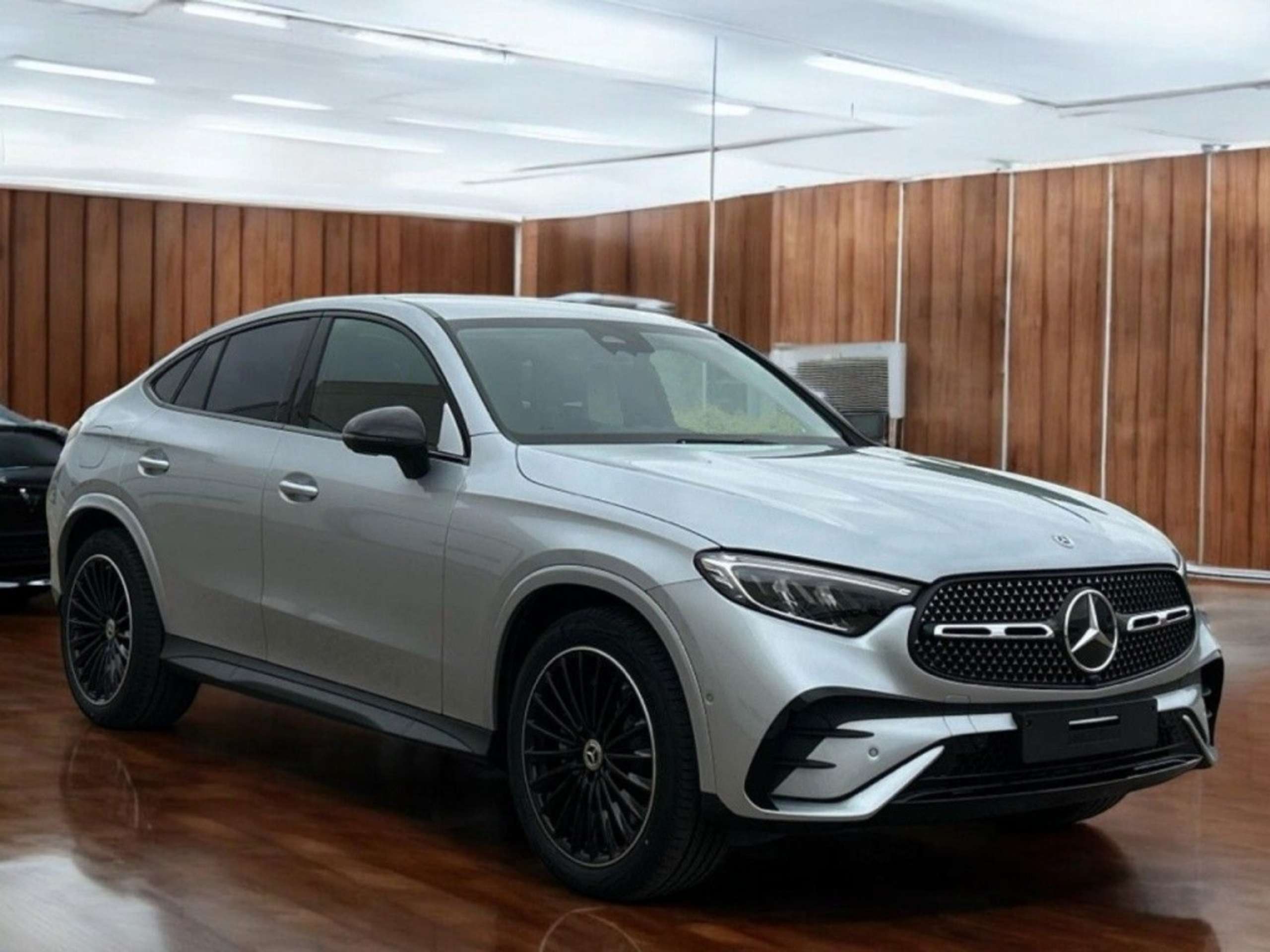 Mercedes-Benz - GLC 200