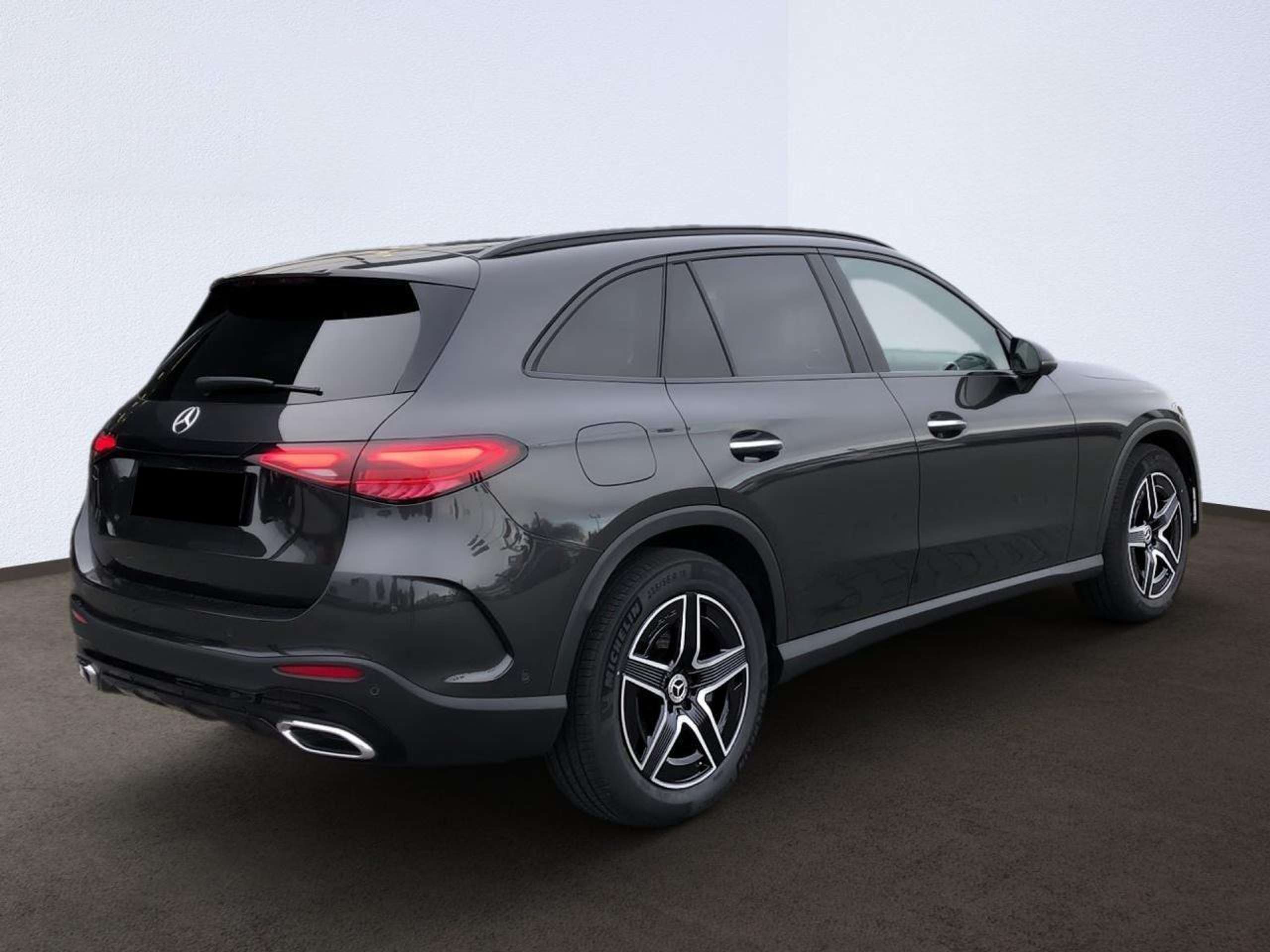 Mercedes-Benz - GLC 220