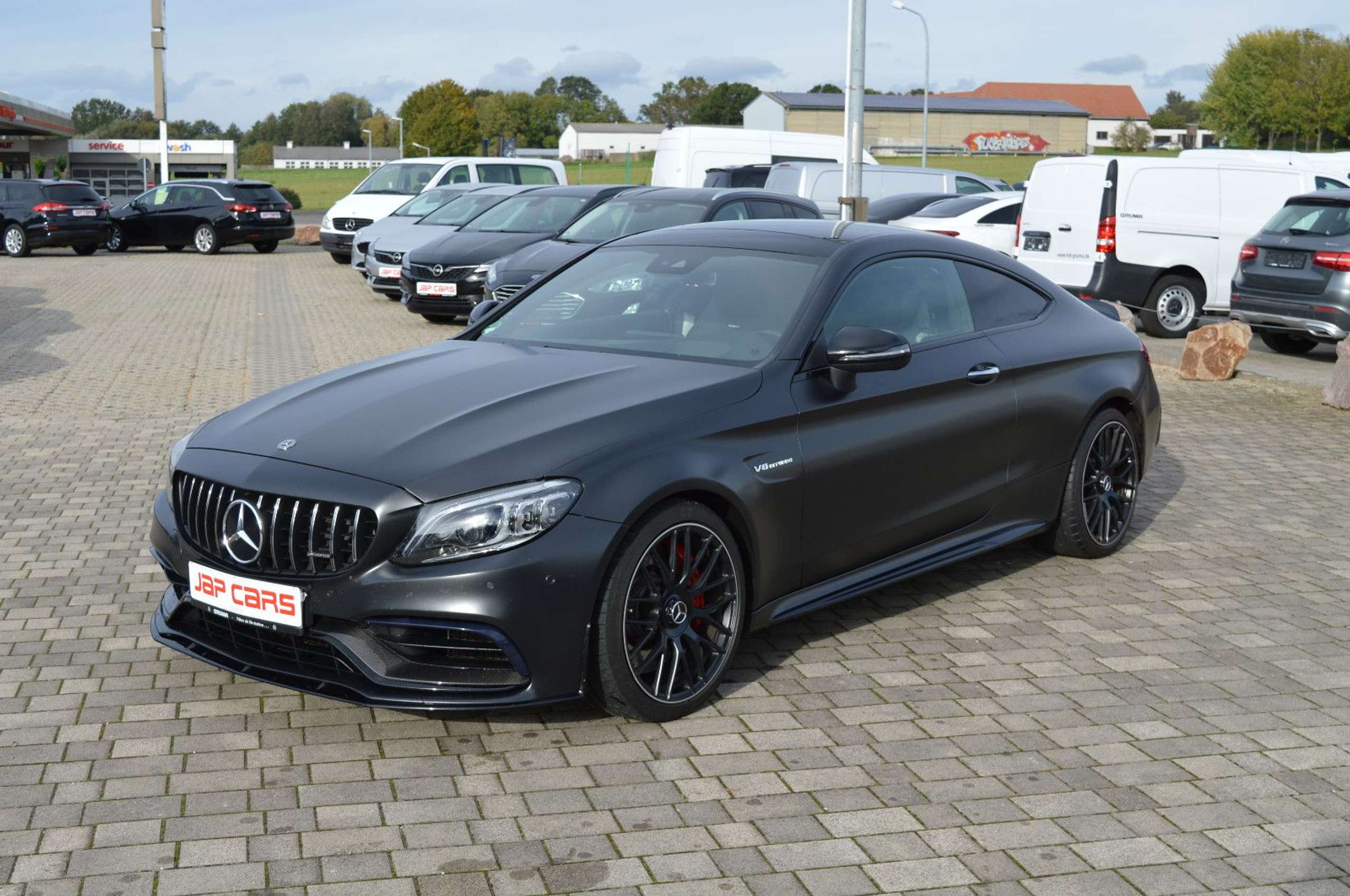 Mercedes-Benz - C 63 AMG