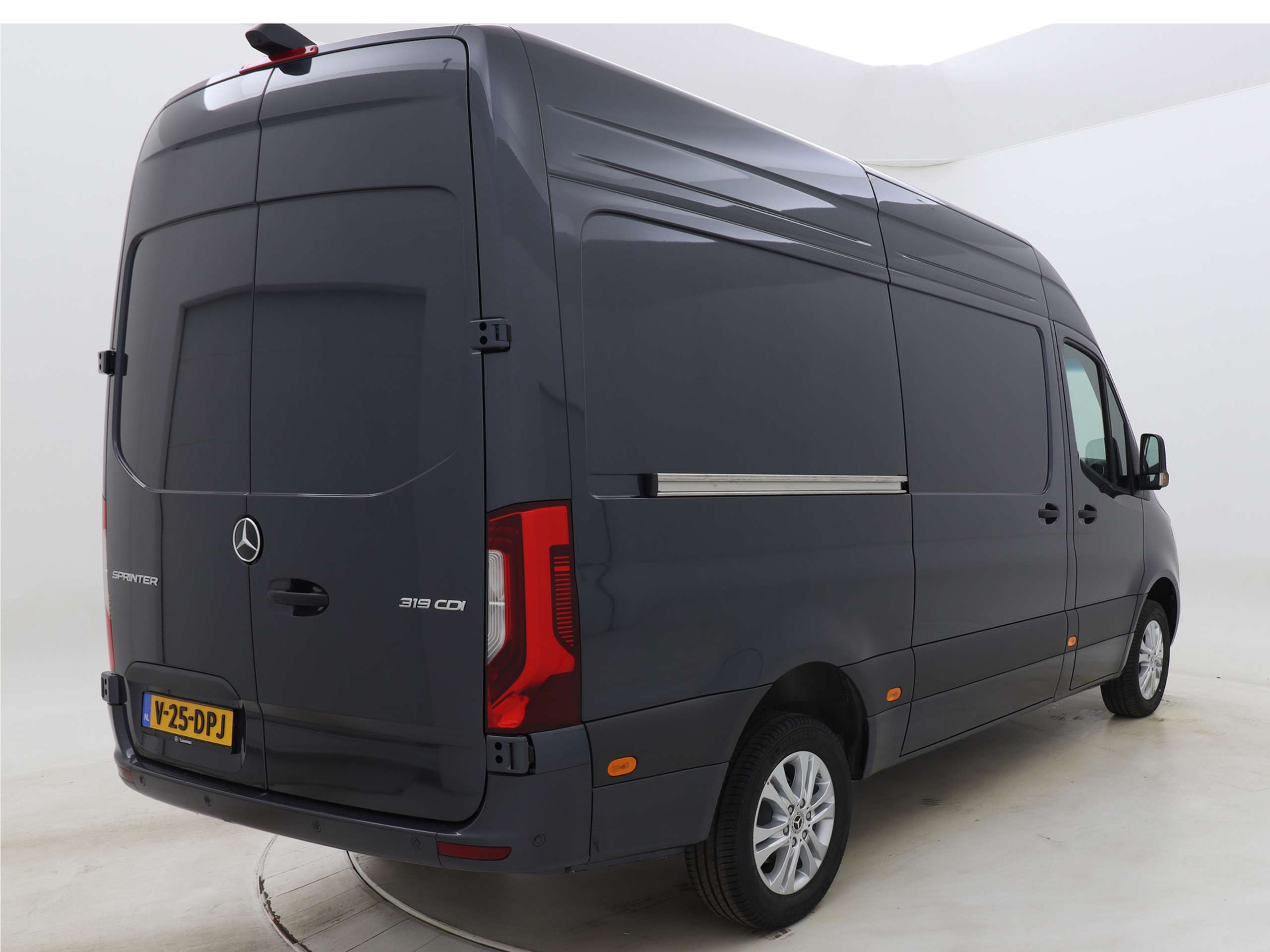 Mercedes-Benz - Sprinter