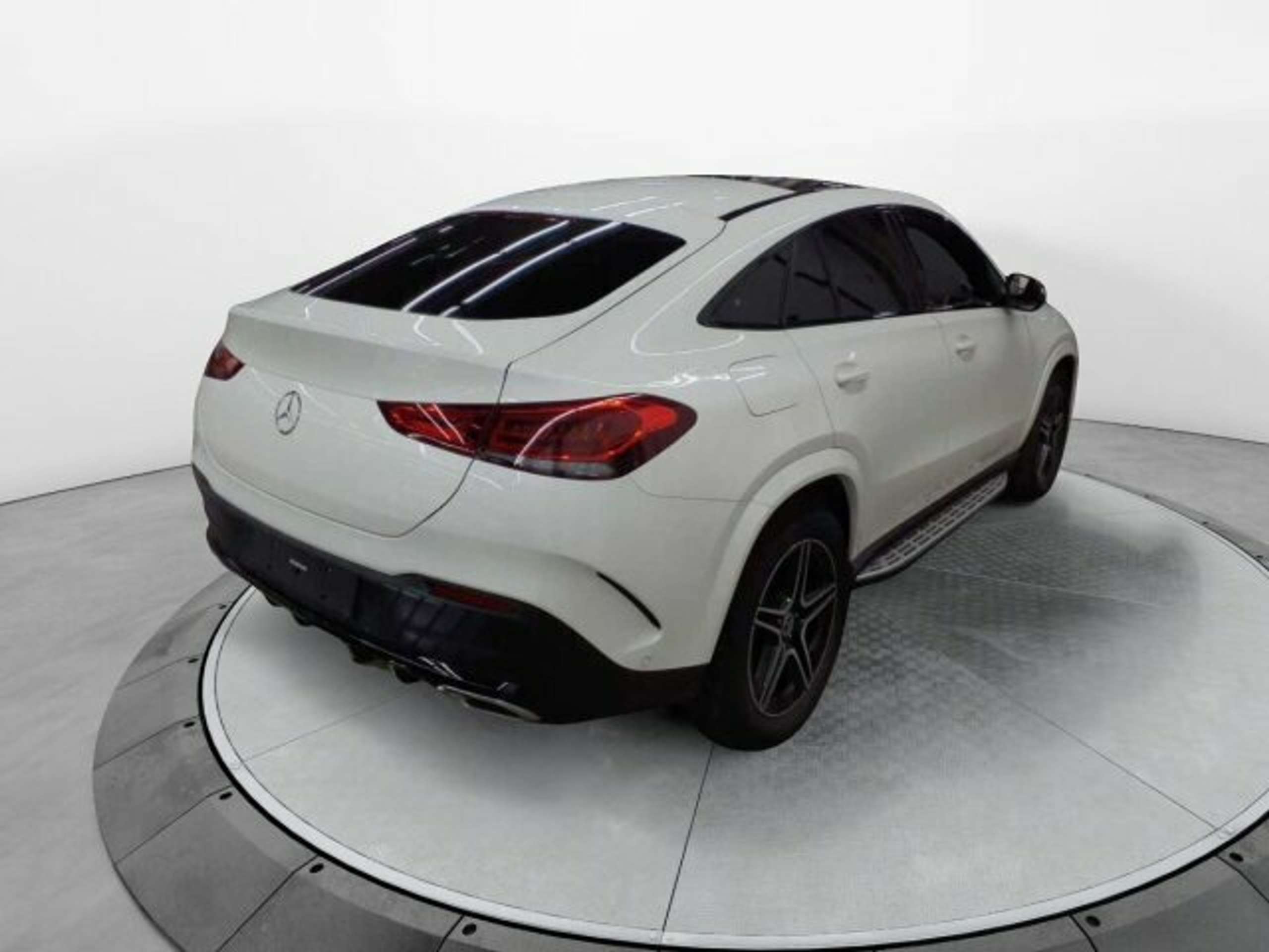 Mercedes-Benz - GLE 350