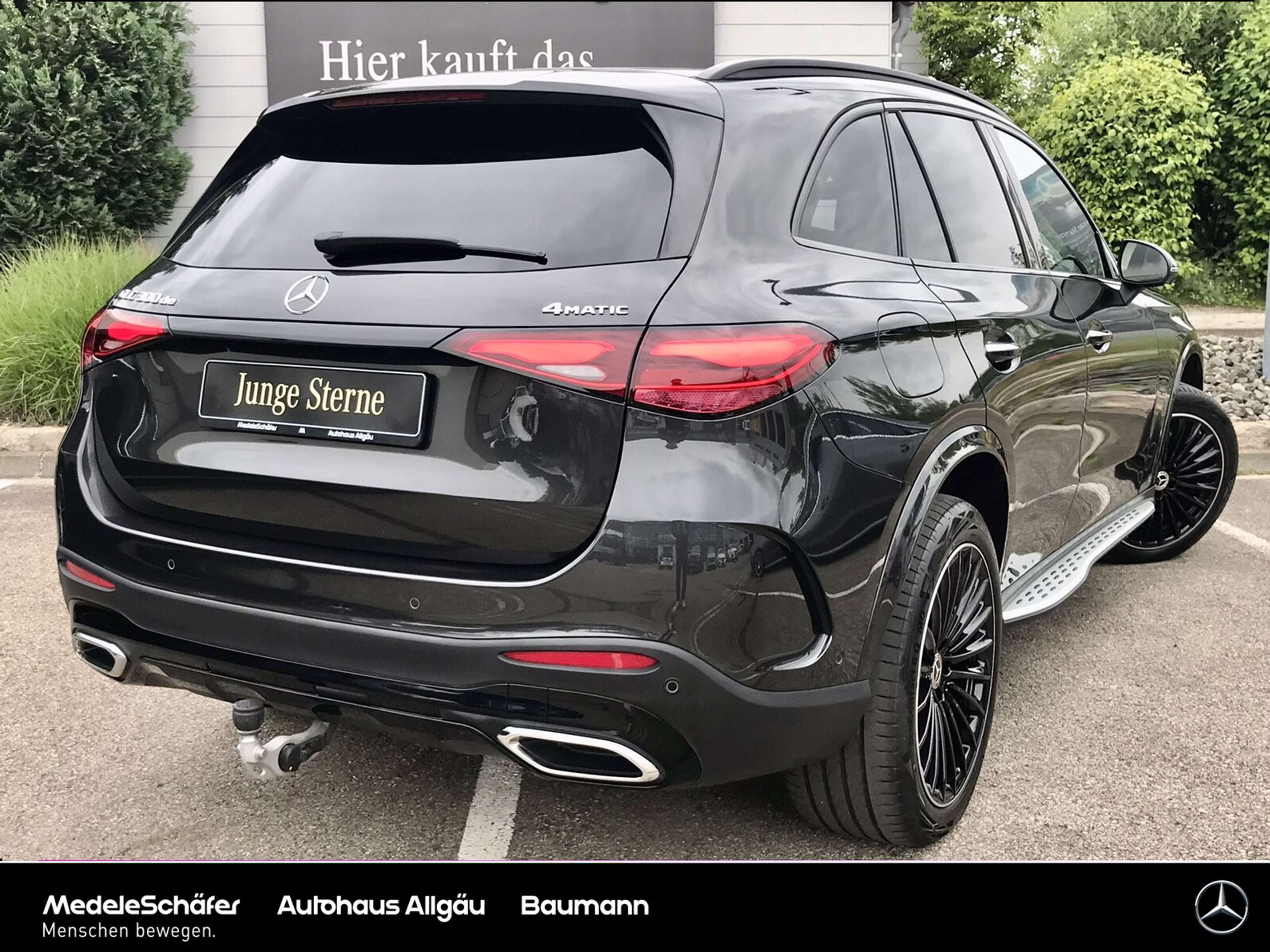 Mercedes-Benz - GLC 300