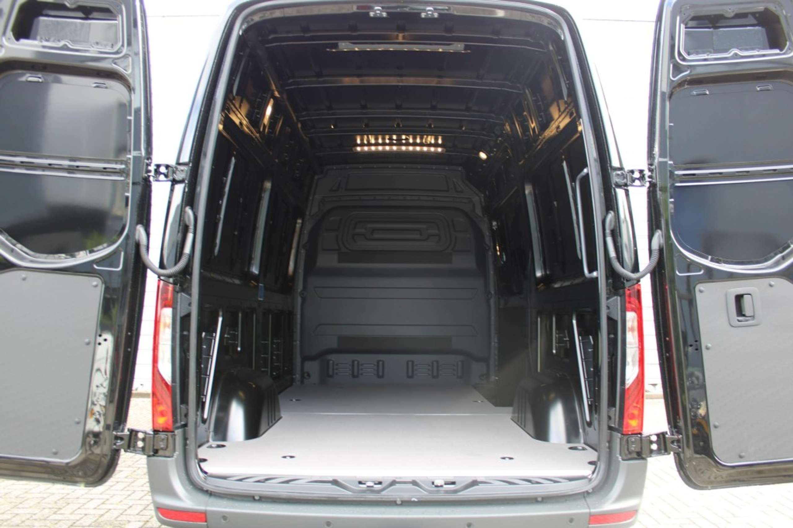 Mercedes-Benz - Sprinter