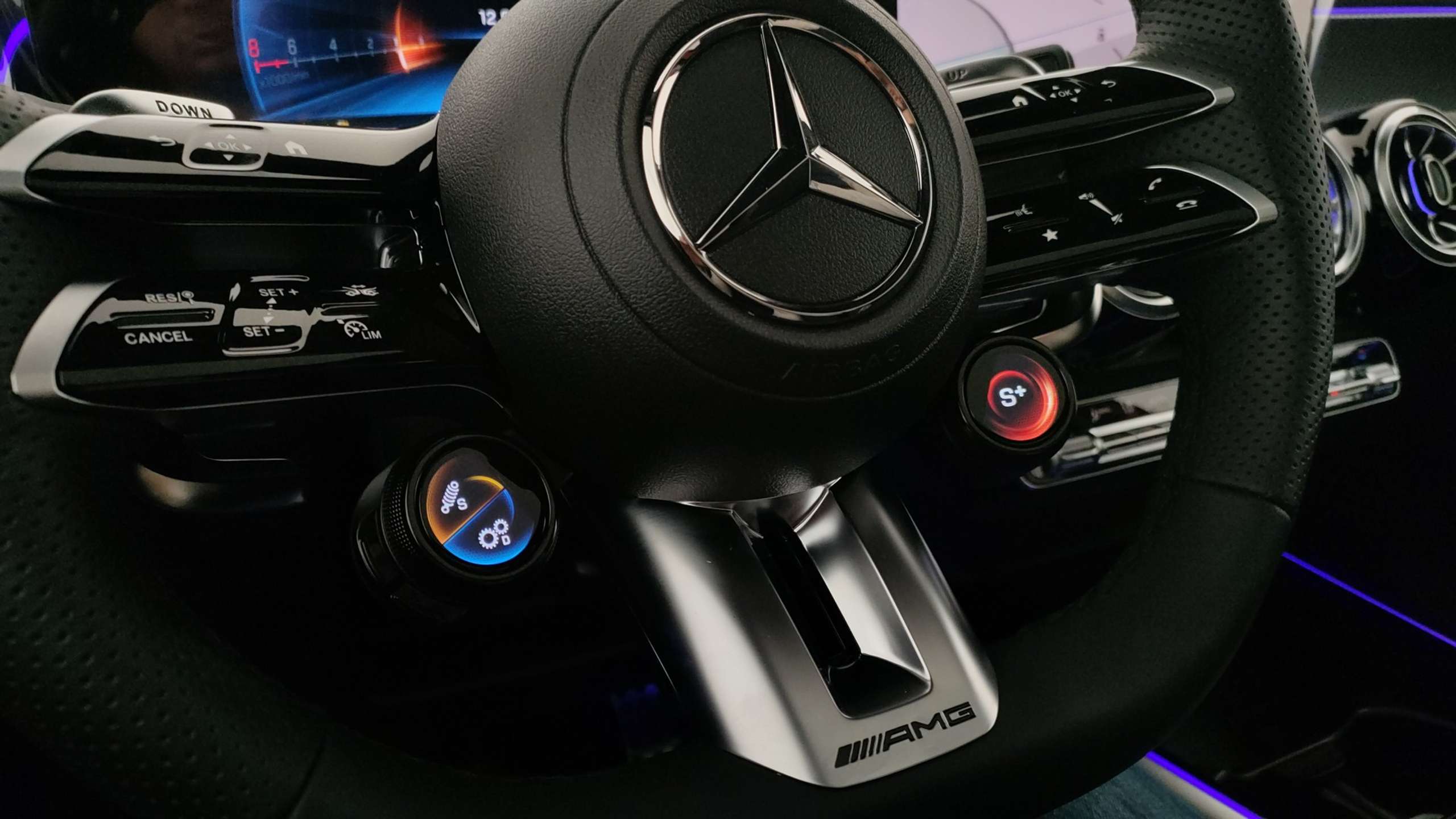 Mercedes-Benz - GLB 35 AMG