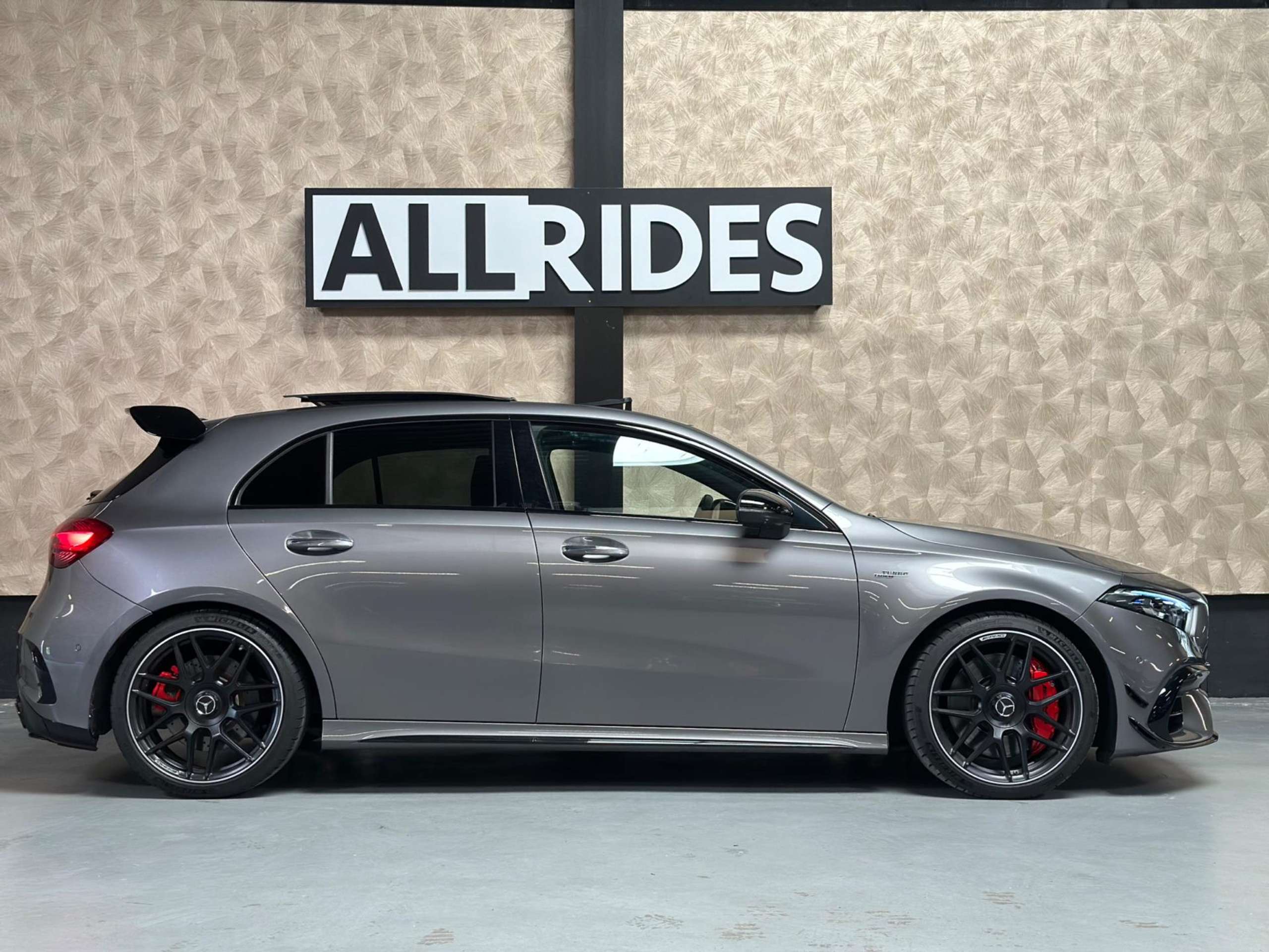 Mercedes-Benz - A 45 AMG