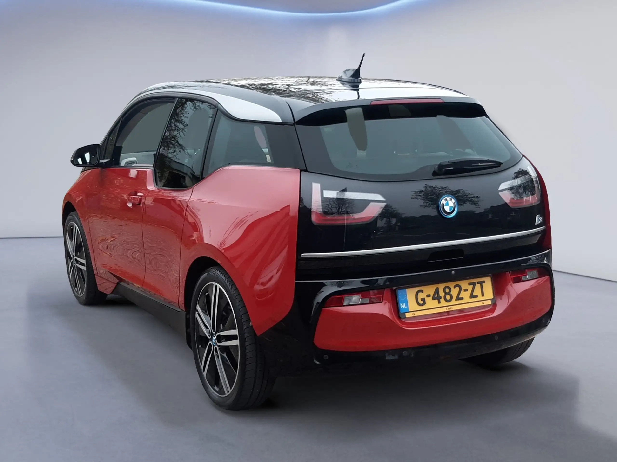 BMW - i3