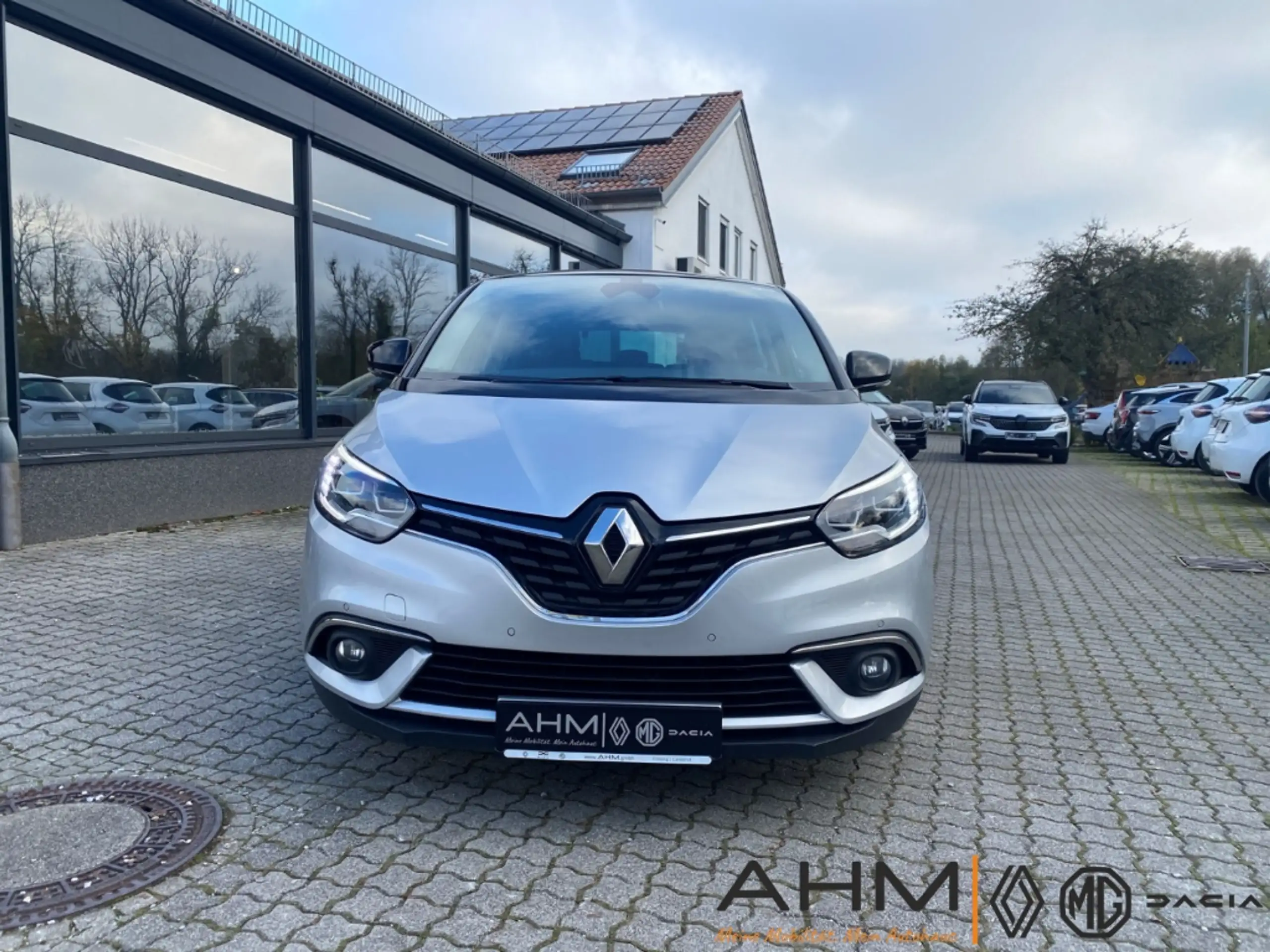 Renault - Scenic