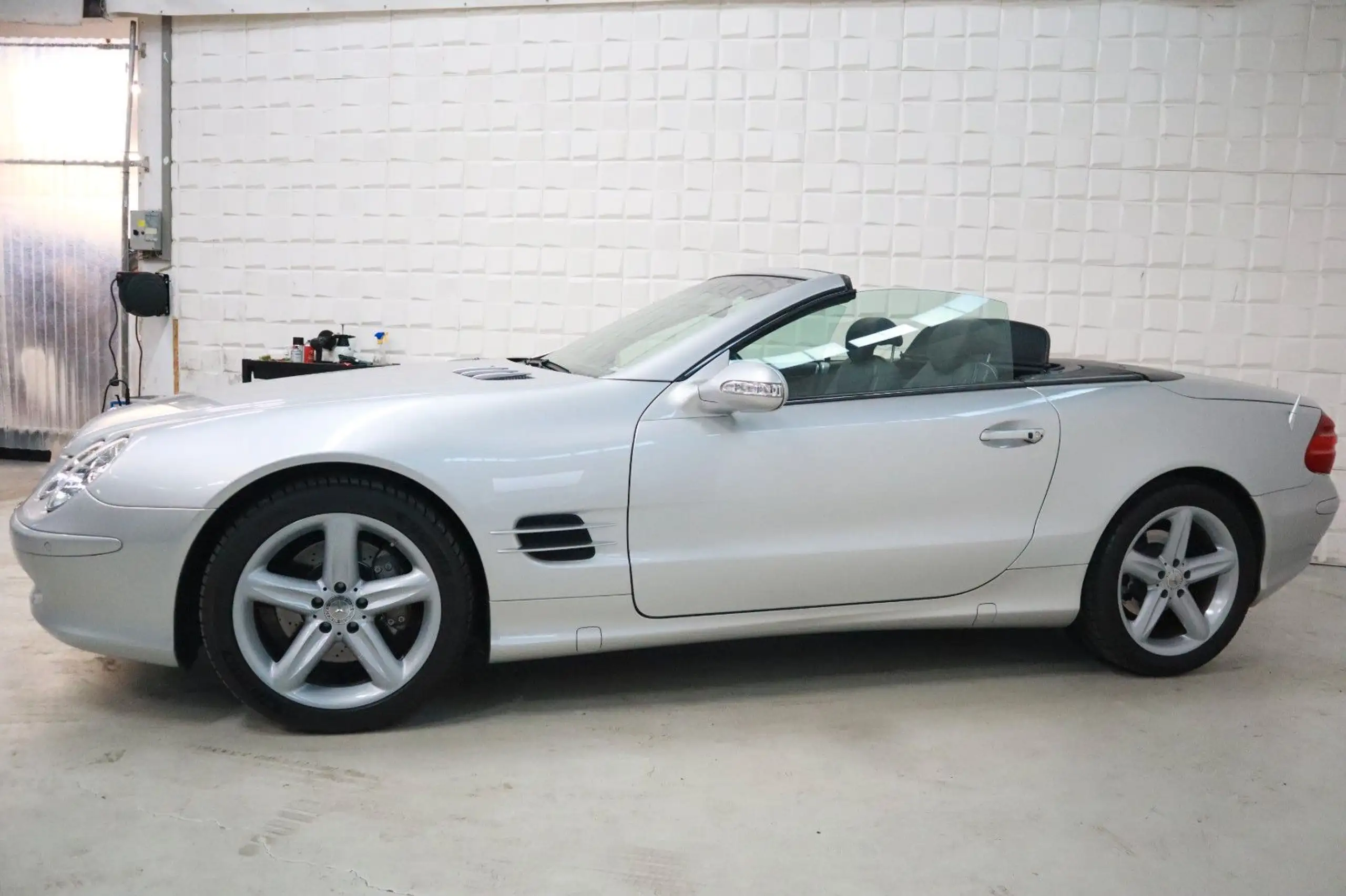 Mercedes-Benz - SL 500