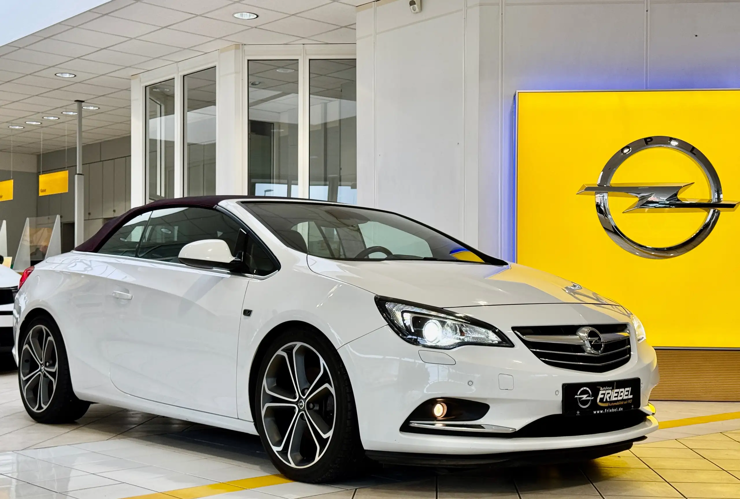 Opel - Cascada