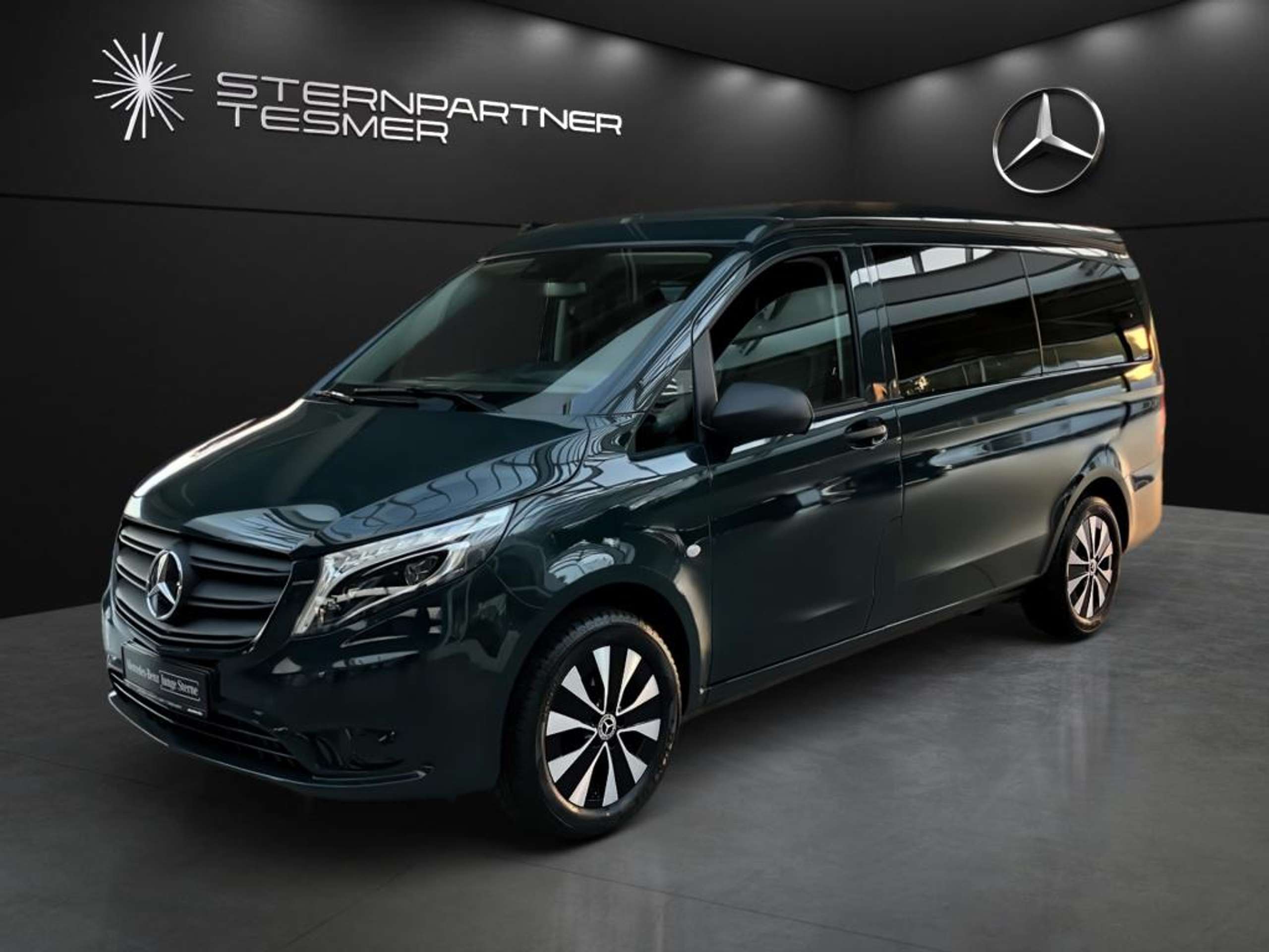 Mercedes-Benz V 300 2022