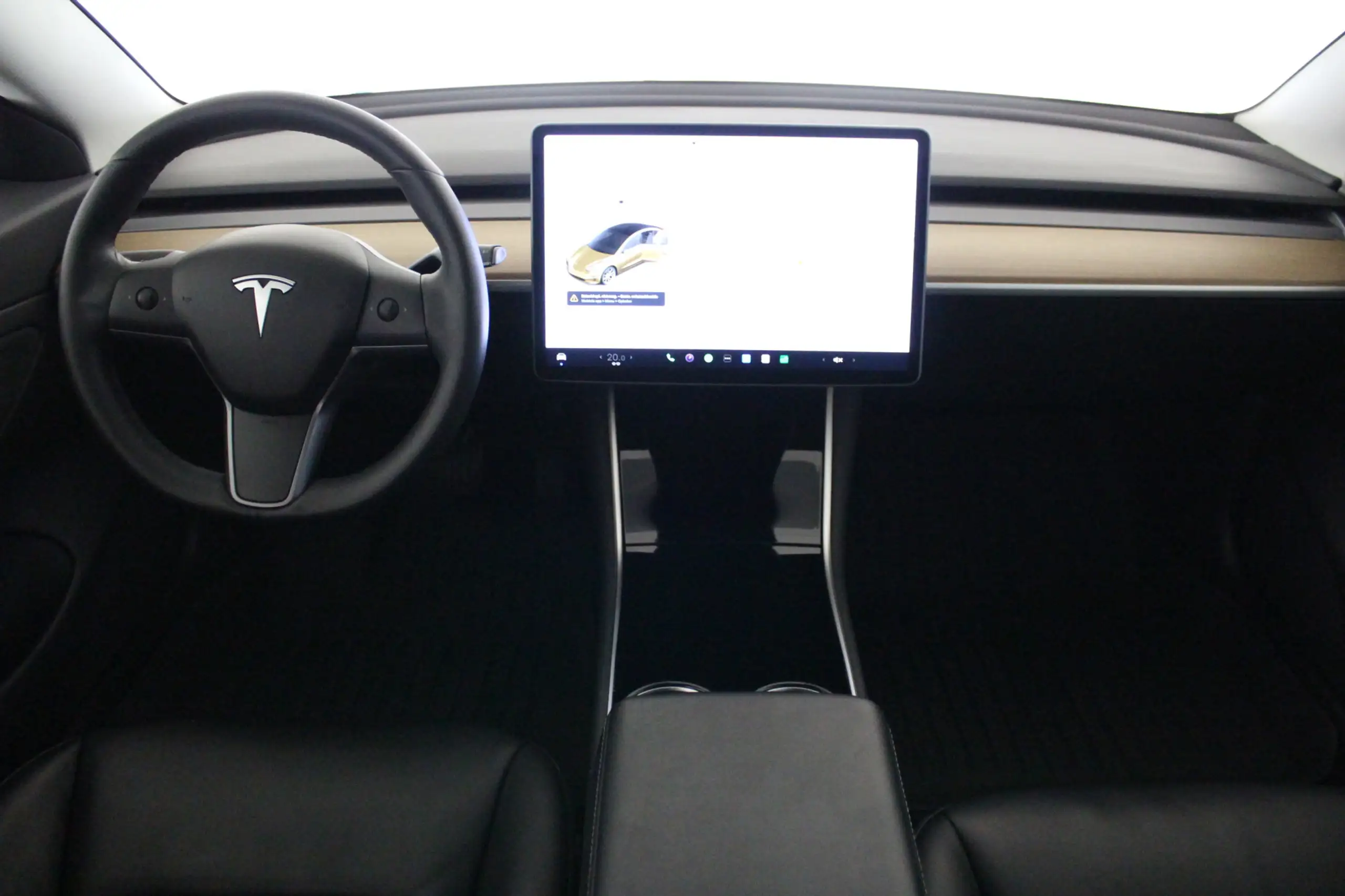 Tesla - Model 3