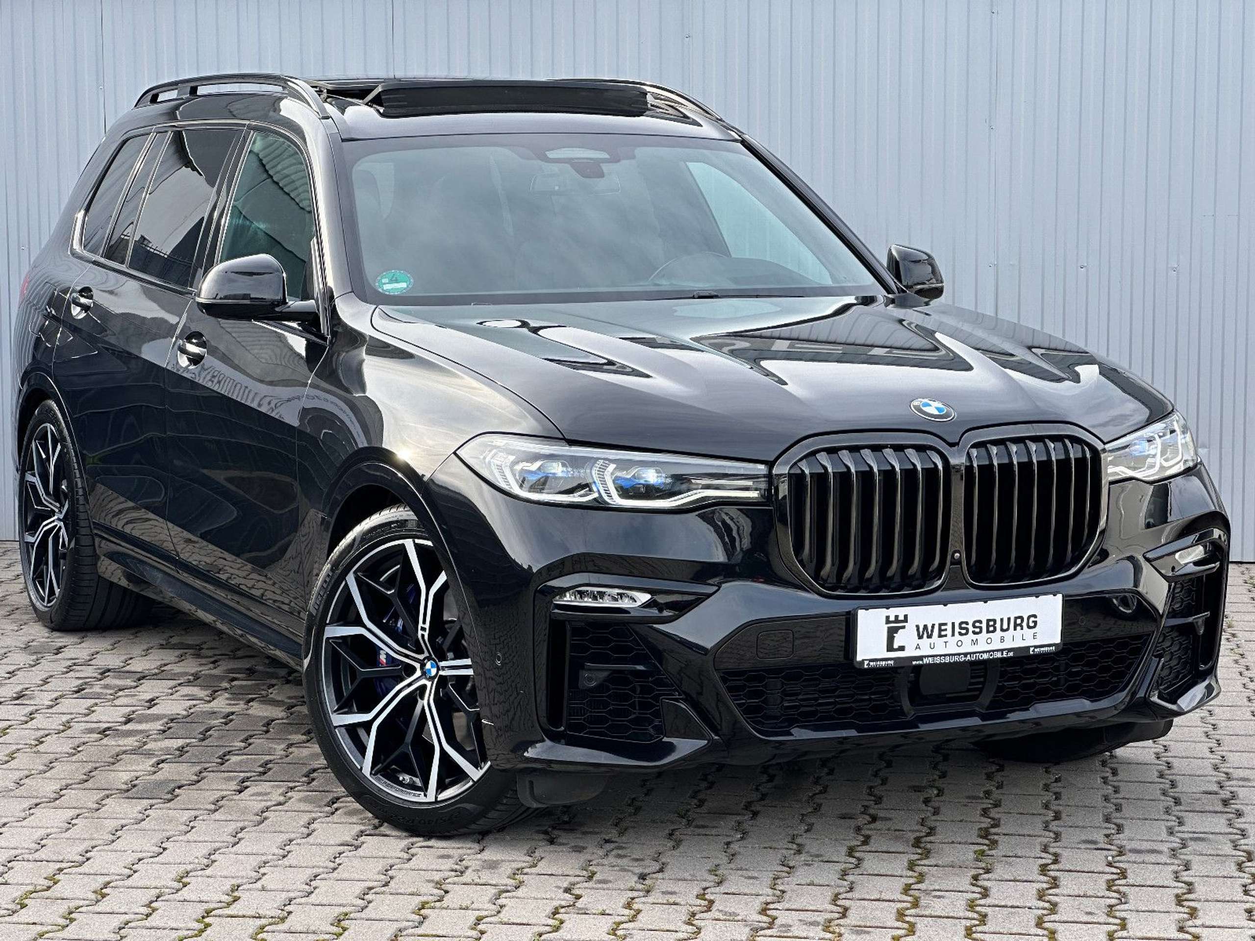 BMW - X7