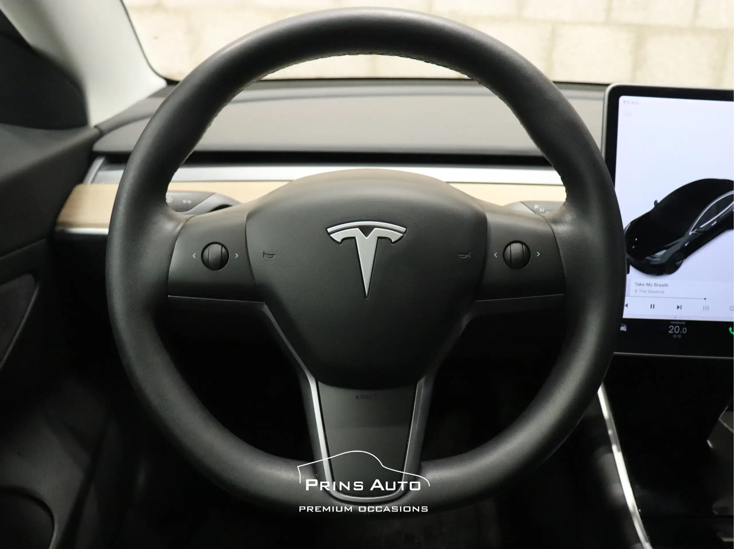 Tesla - Model 3