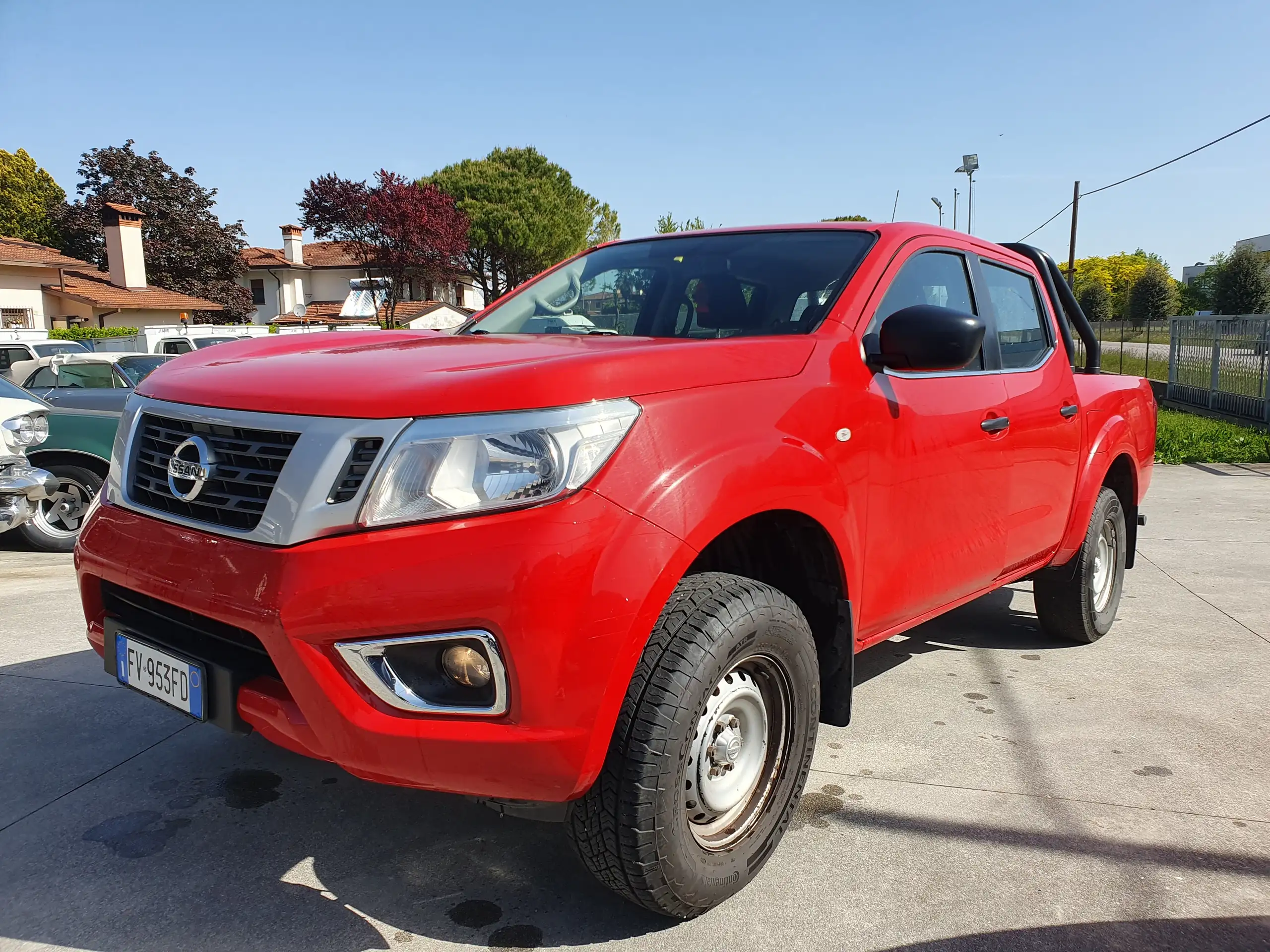 Nissan - Navara