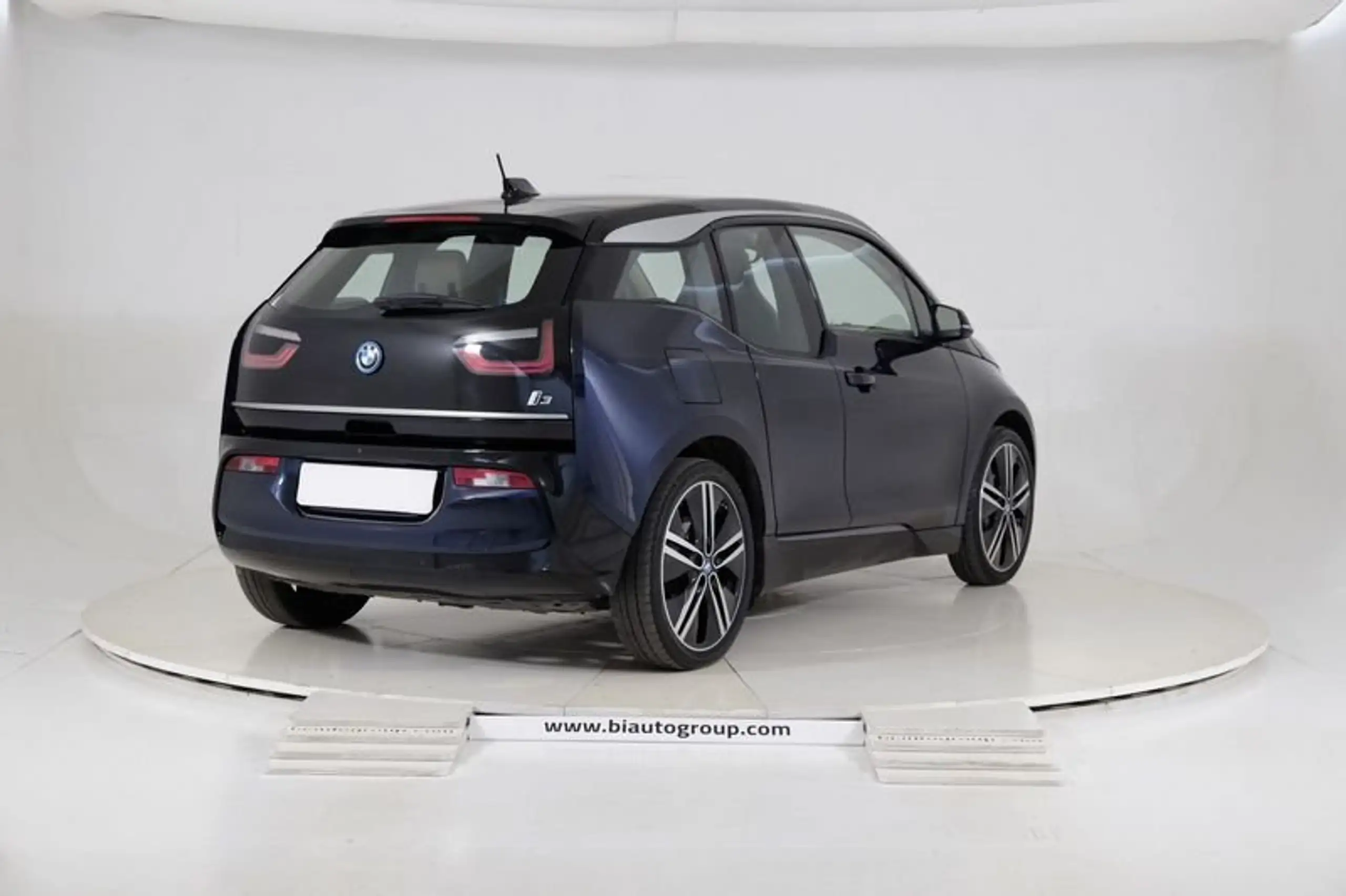 BMW - i3