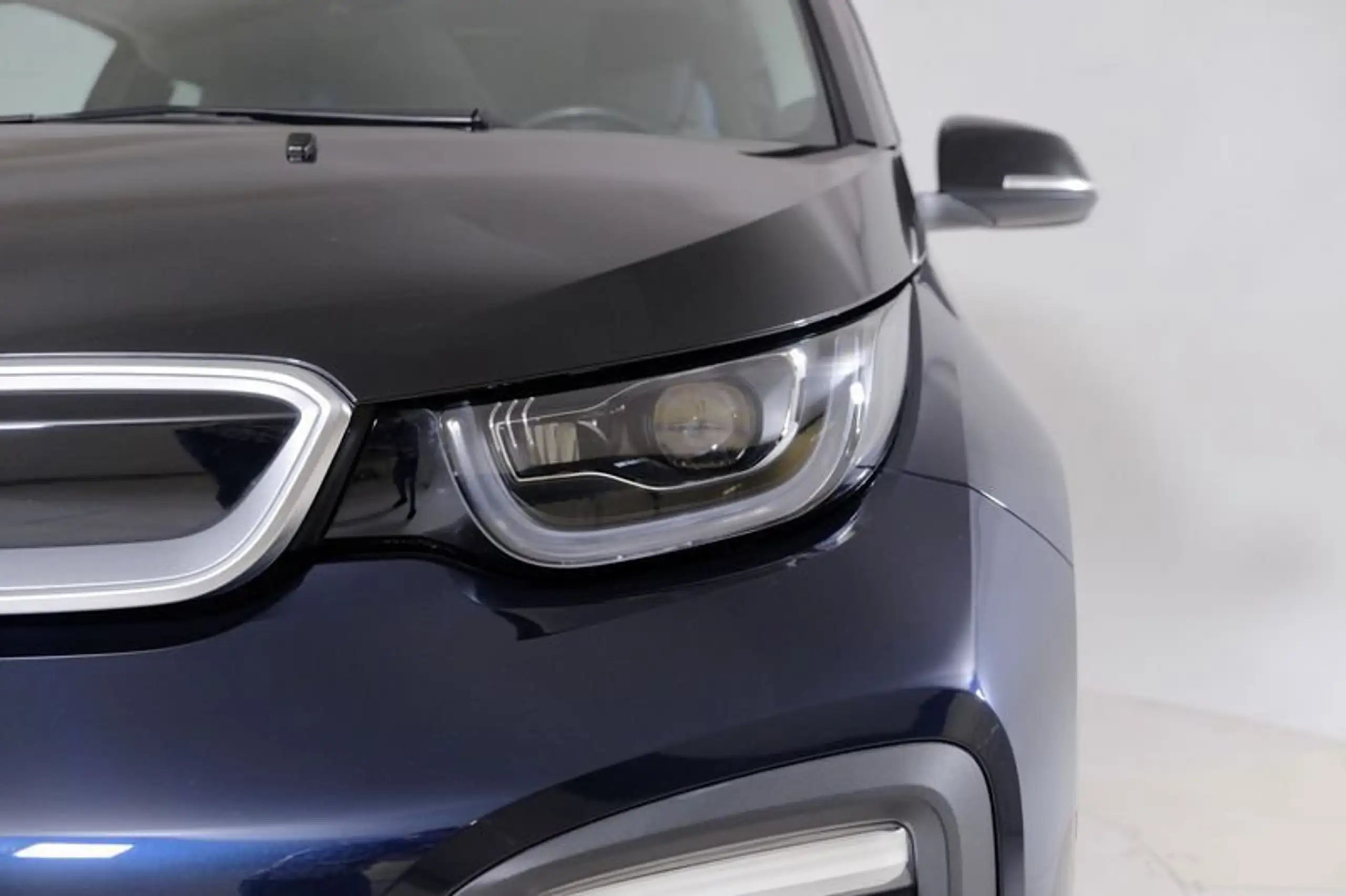 BMW - i3