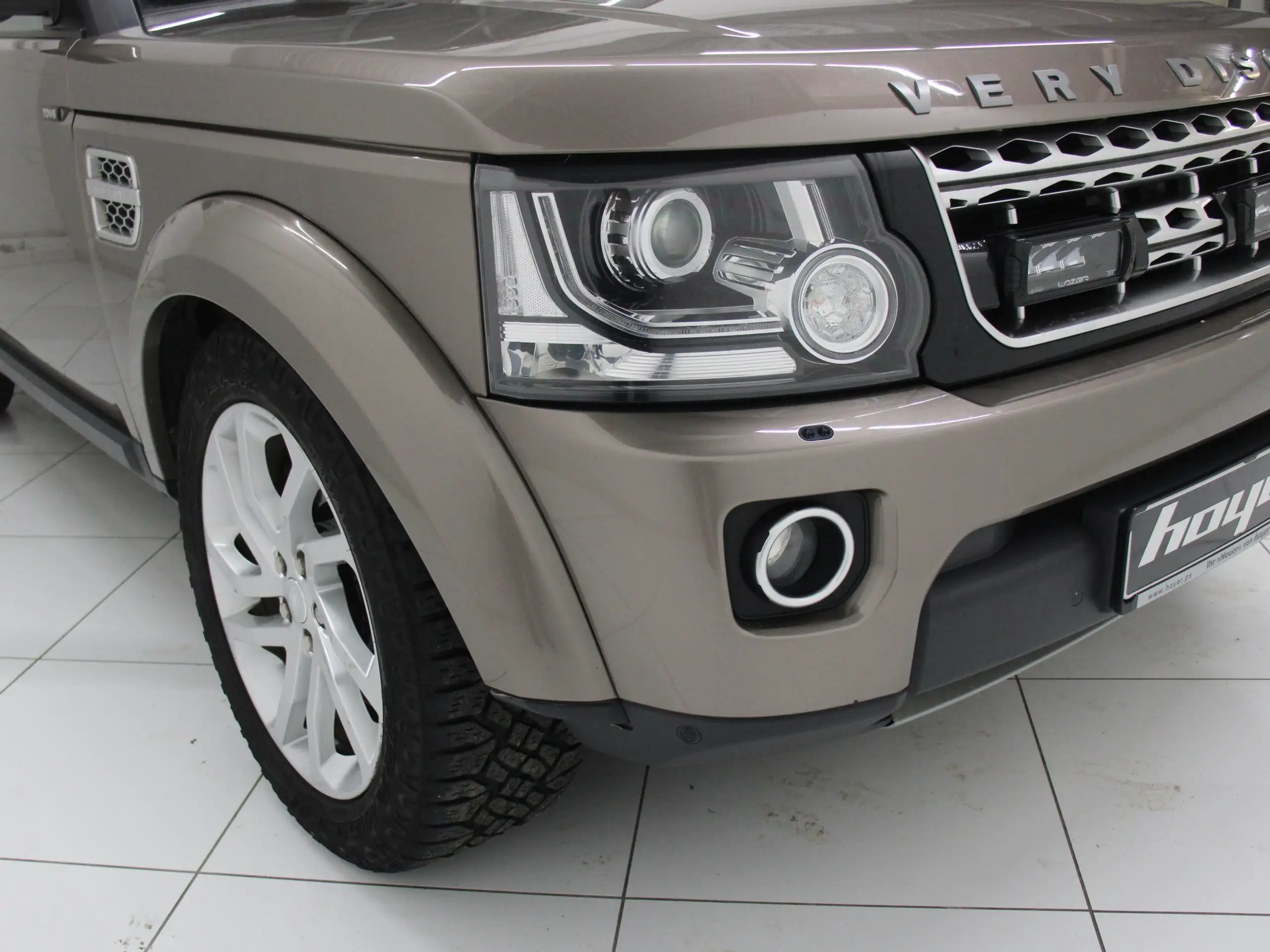 Land Rover - Discovery