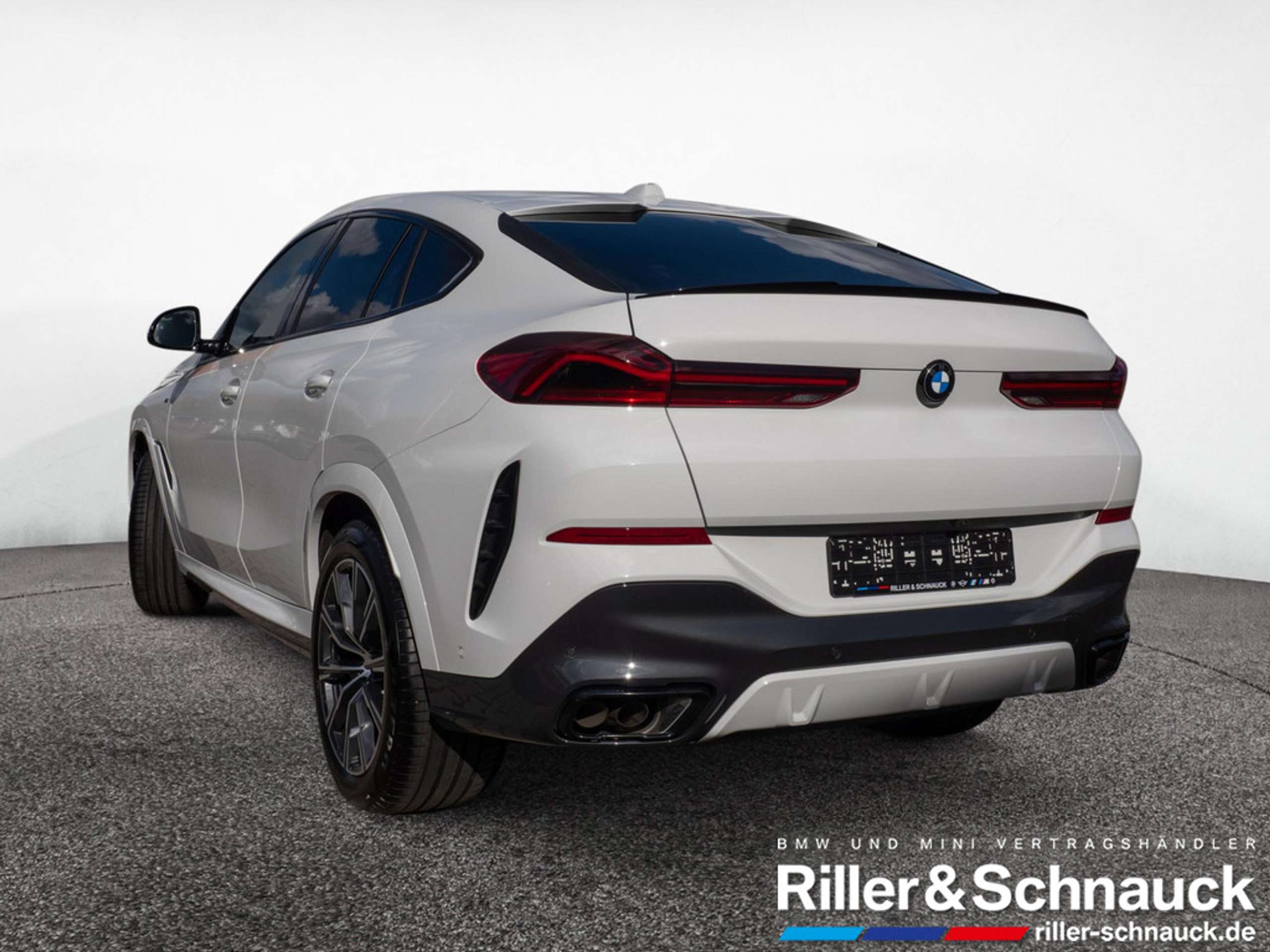 BMW - X6