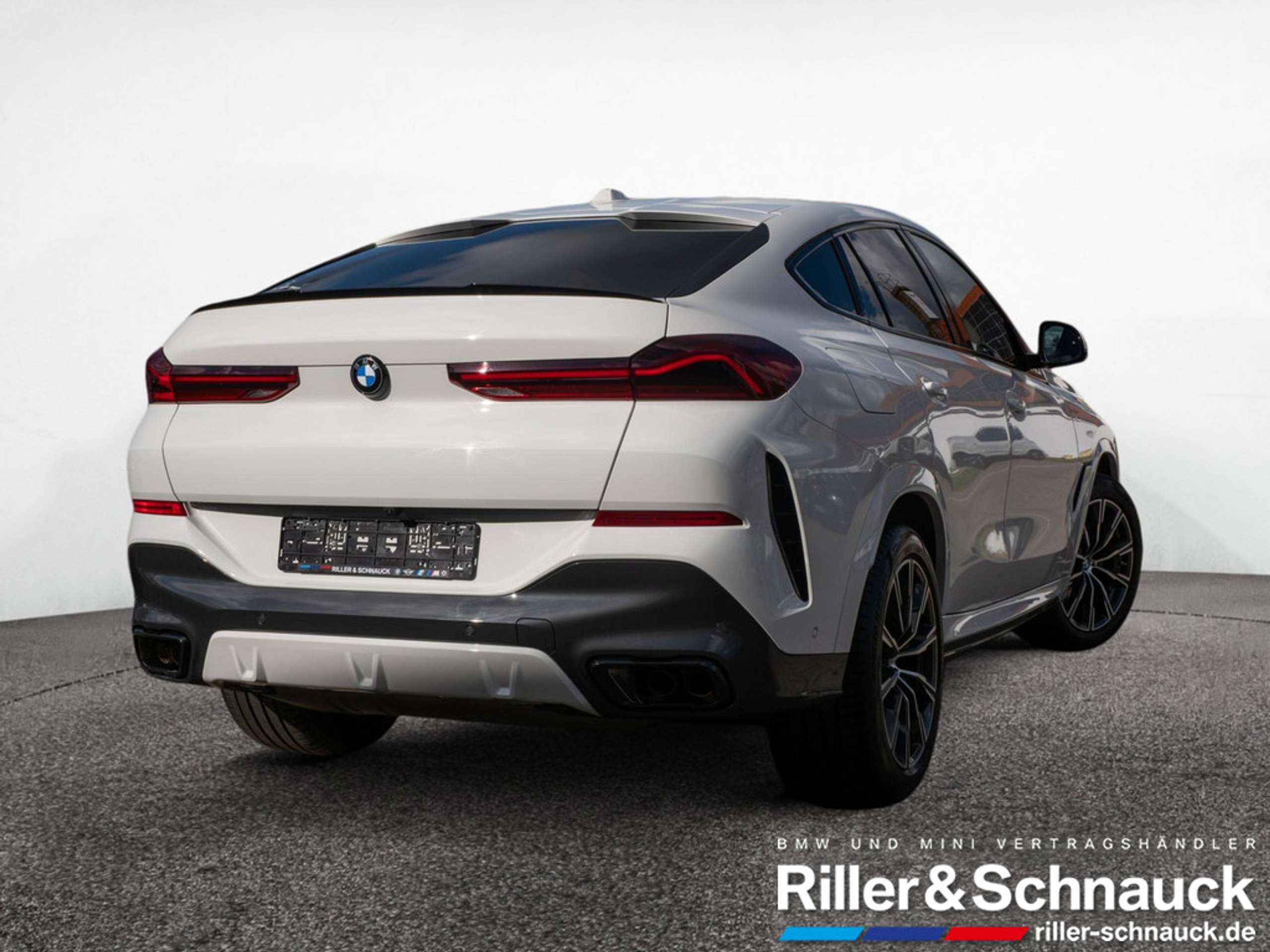 BMW - X6