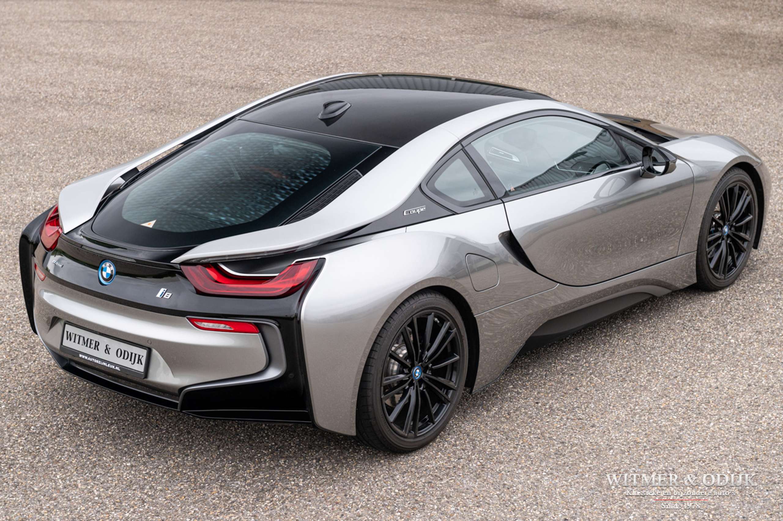 BMW - i8