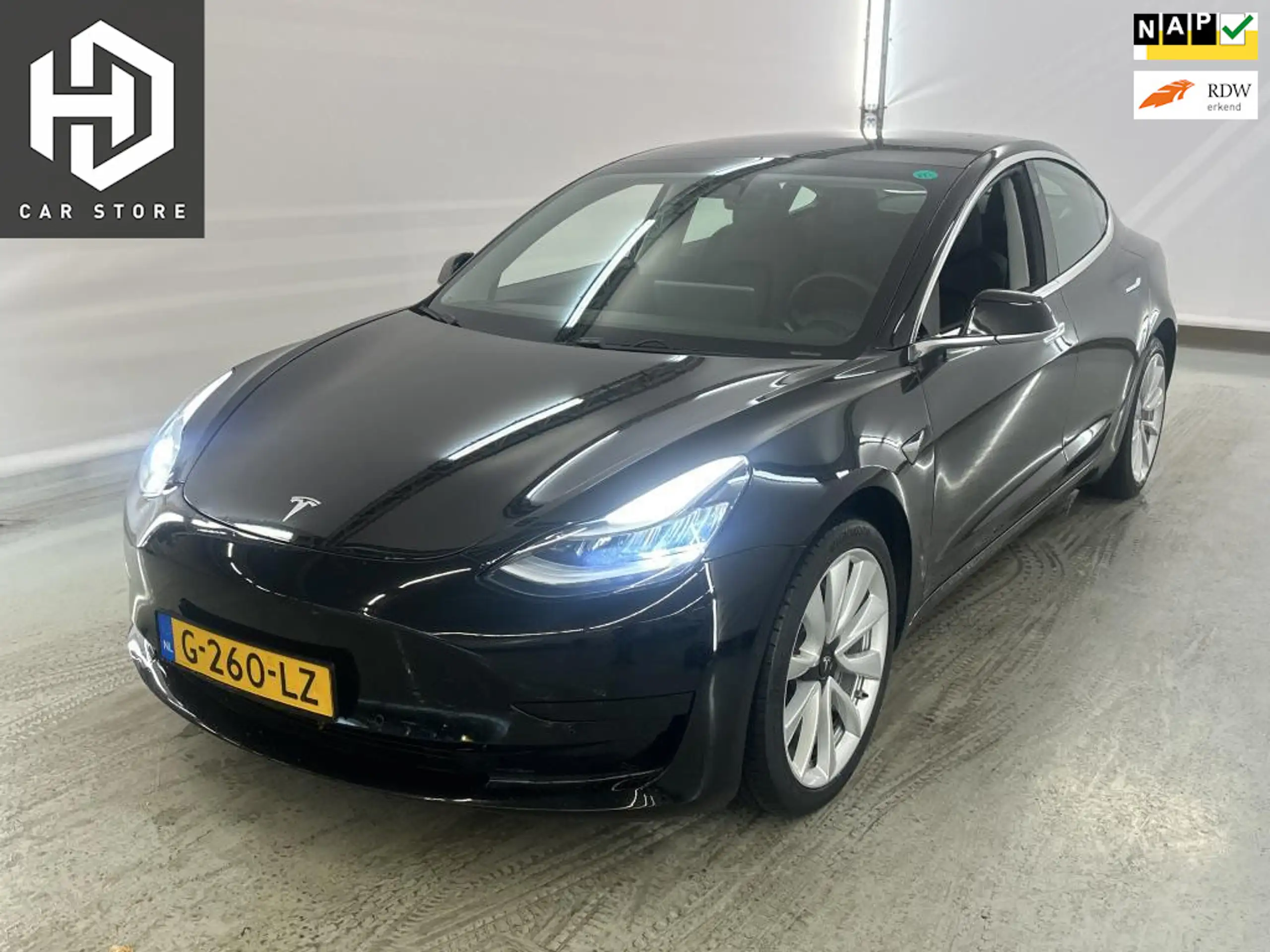 Tesla - Model 3