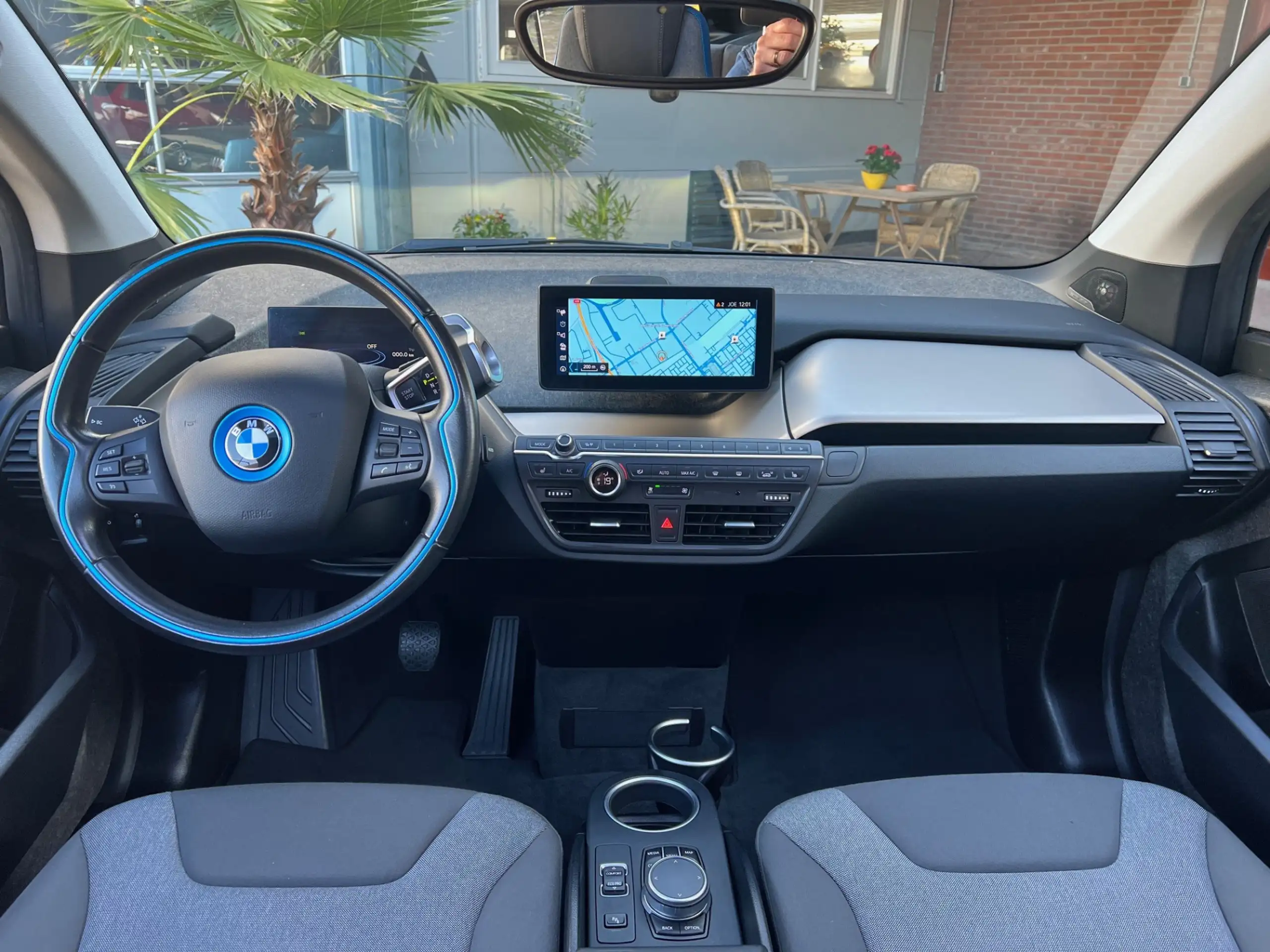 BMW - i3