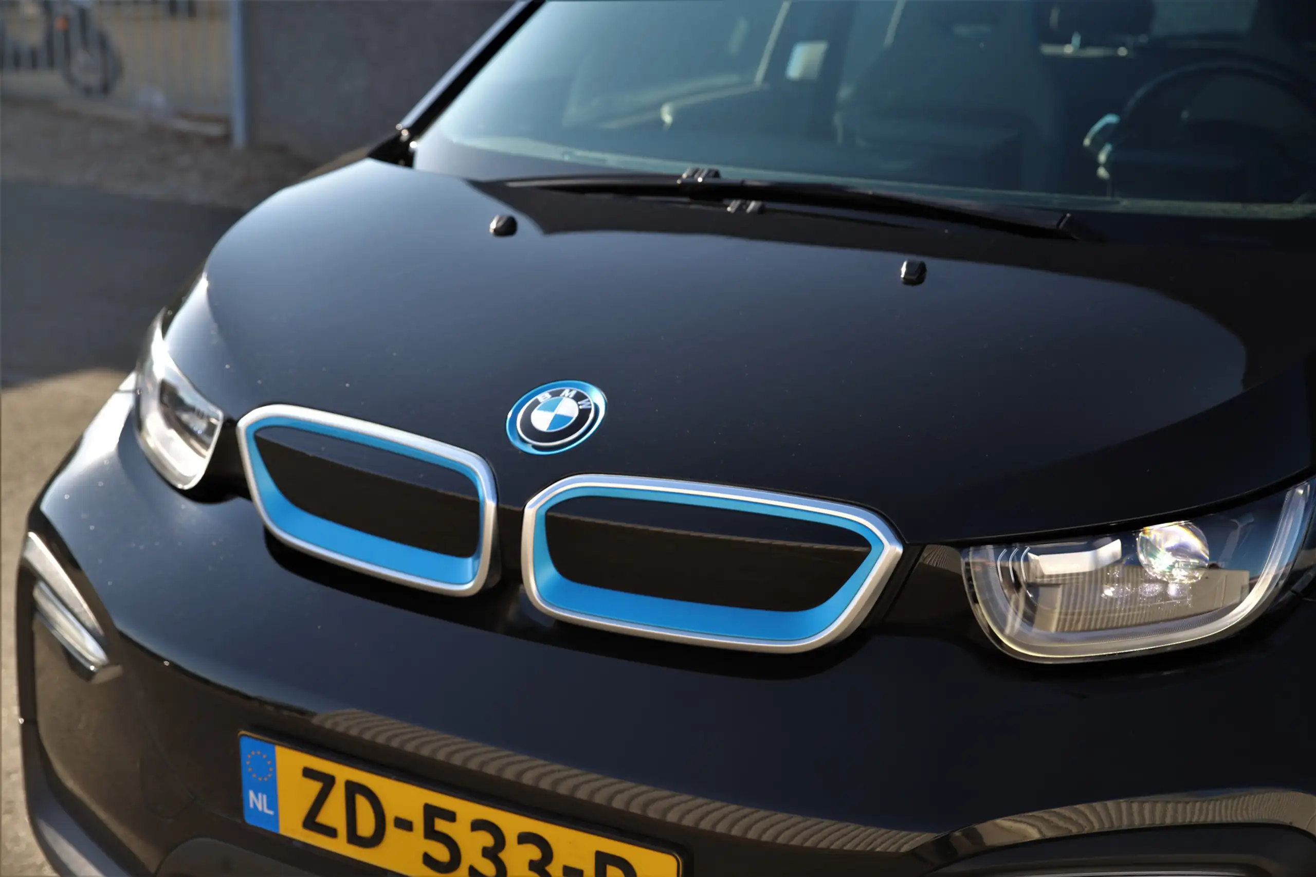 BMW - i3