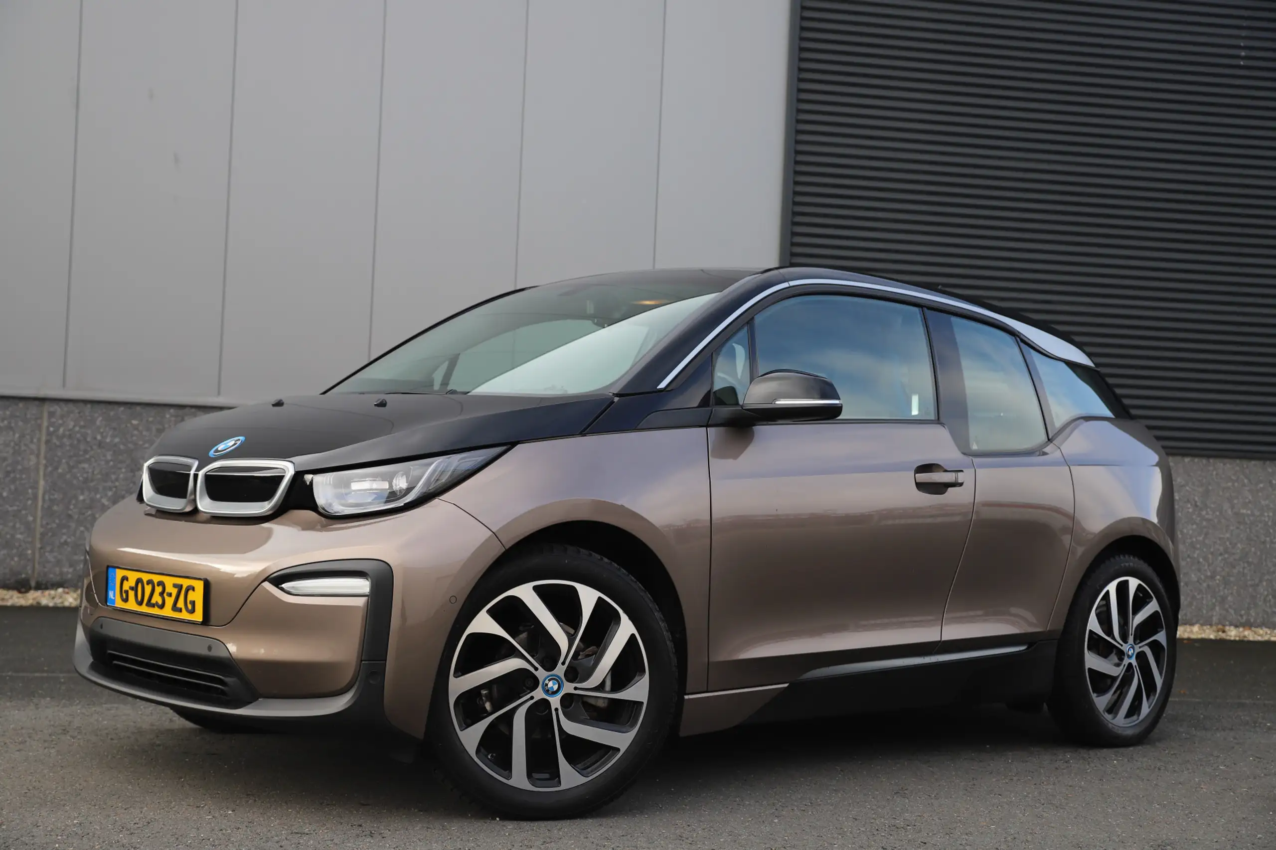 BMW - i3