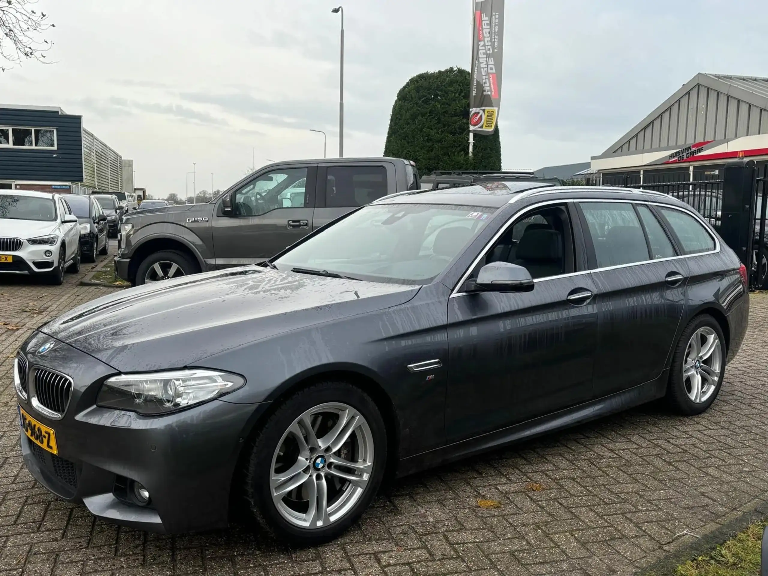 BMW - 528